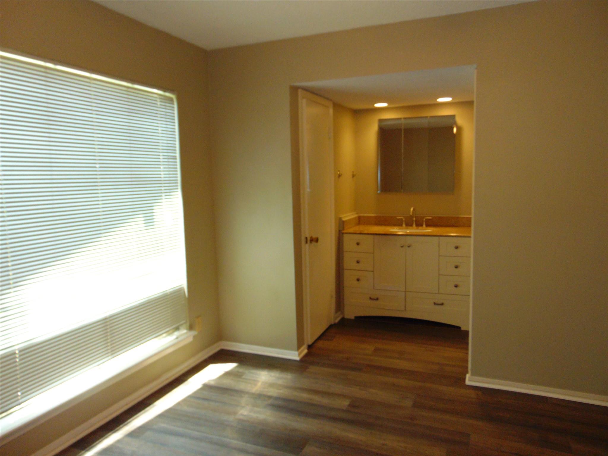 7503 Glenhill Rd, Austin, TX 78752