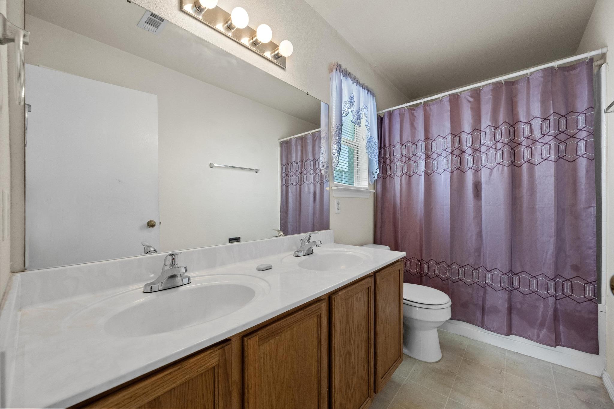 3807 Haleys Way, Round Rock, TX 78665