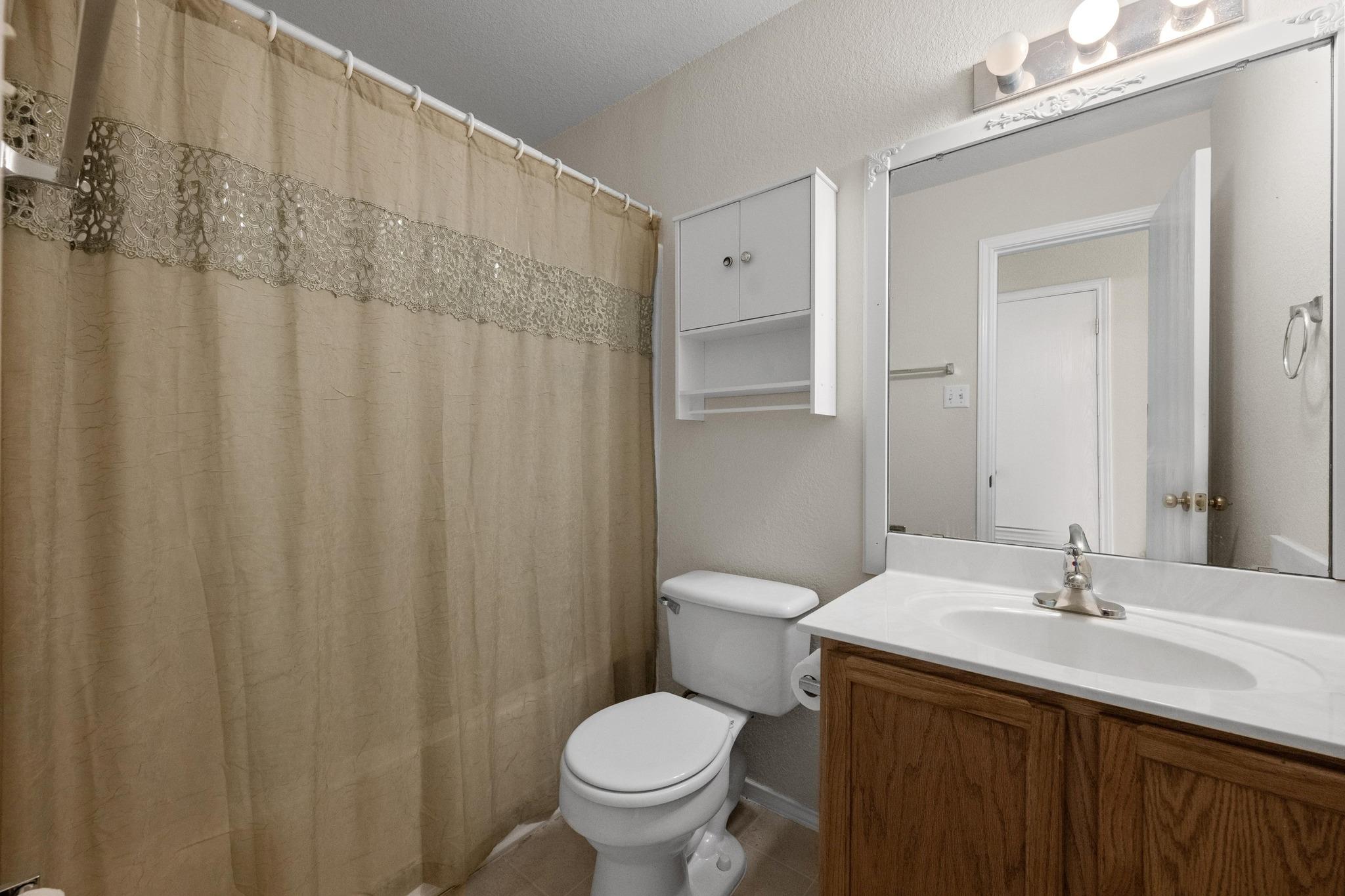3807 Haleys Way, Round Rock, TX 78665