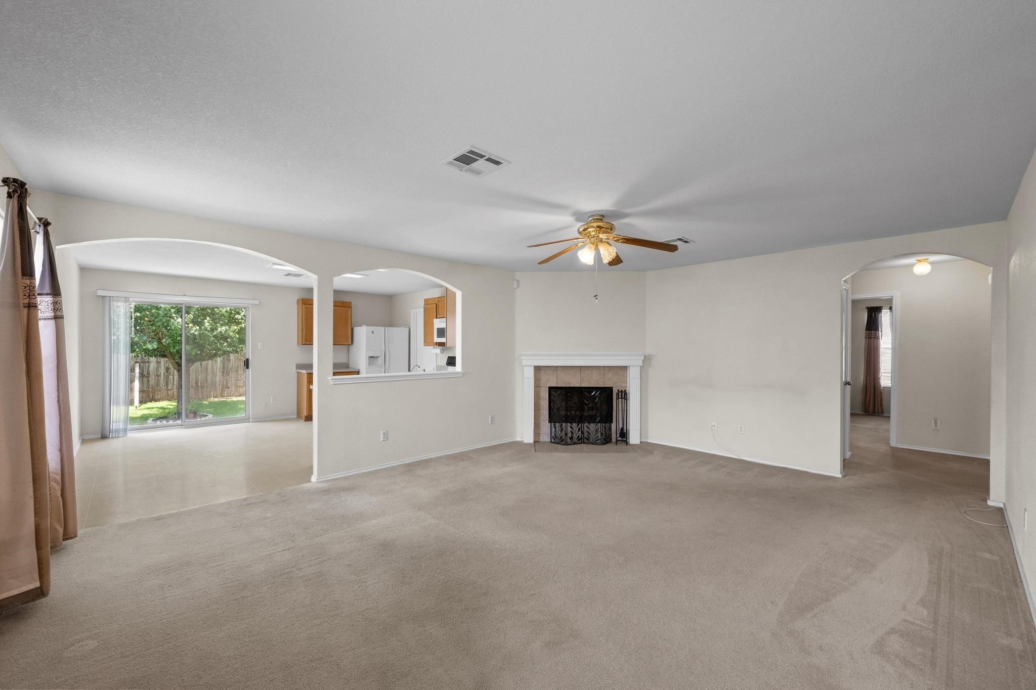 3807 Haleys Way, Round Rock, TX 78665