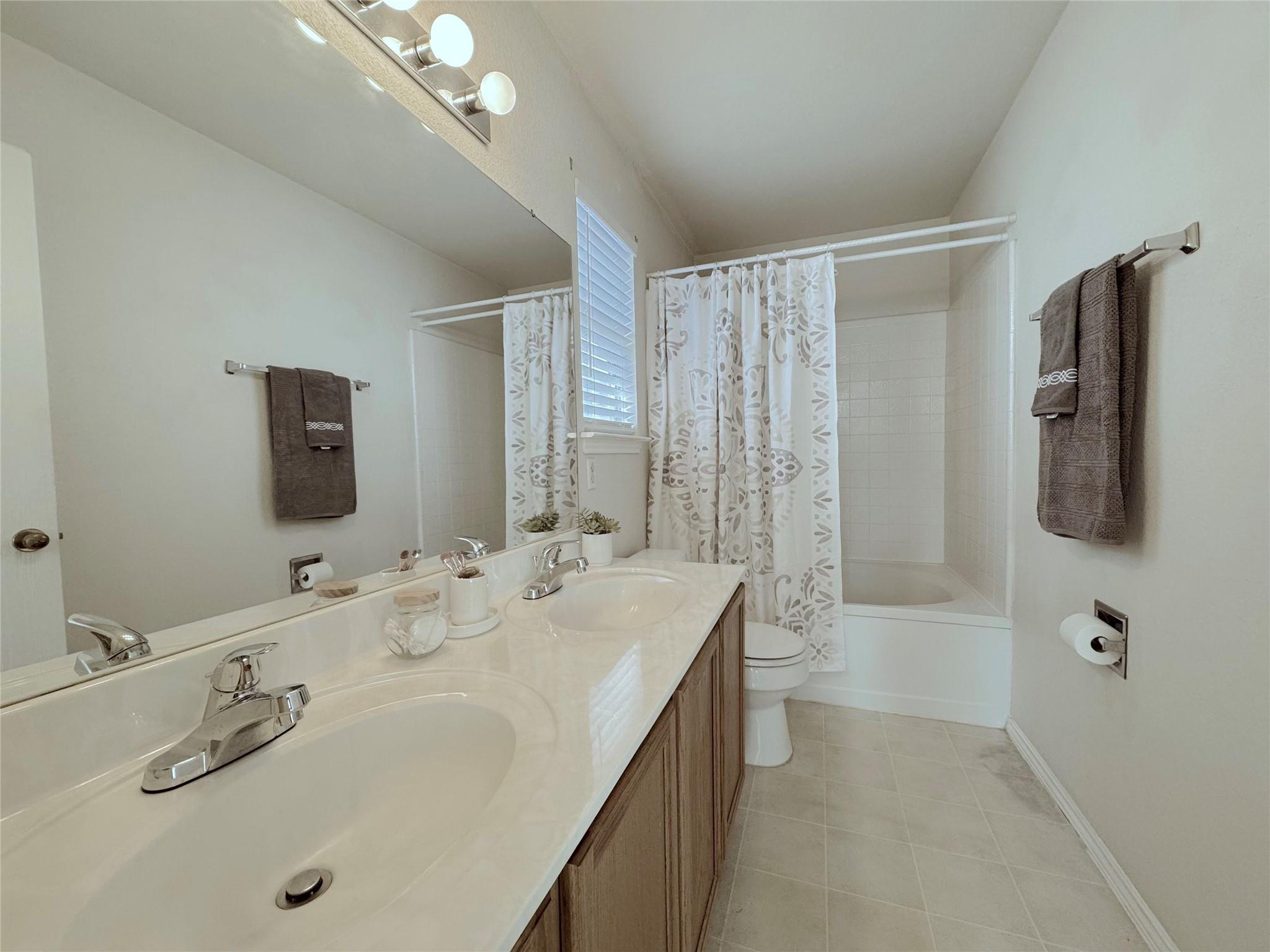 3807 Haleys Way, Round Rock, TX 78665