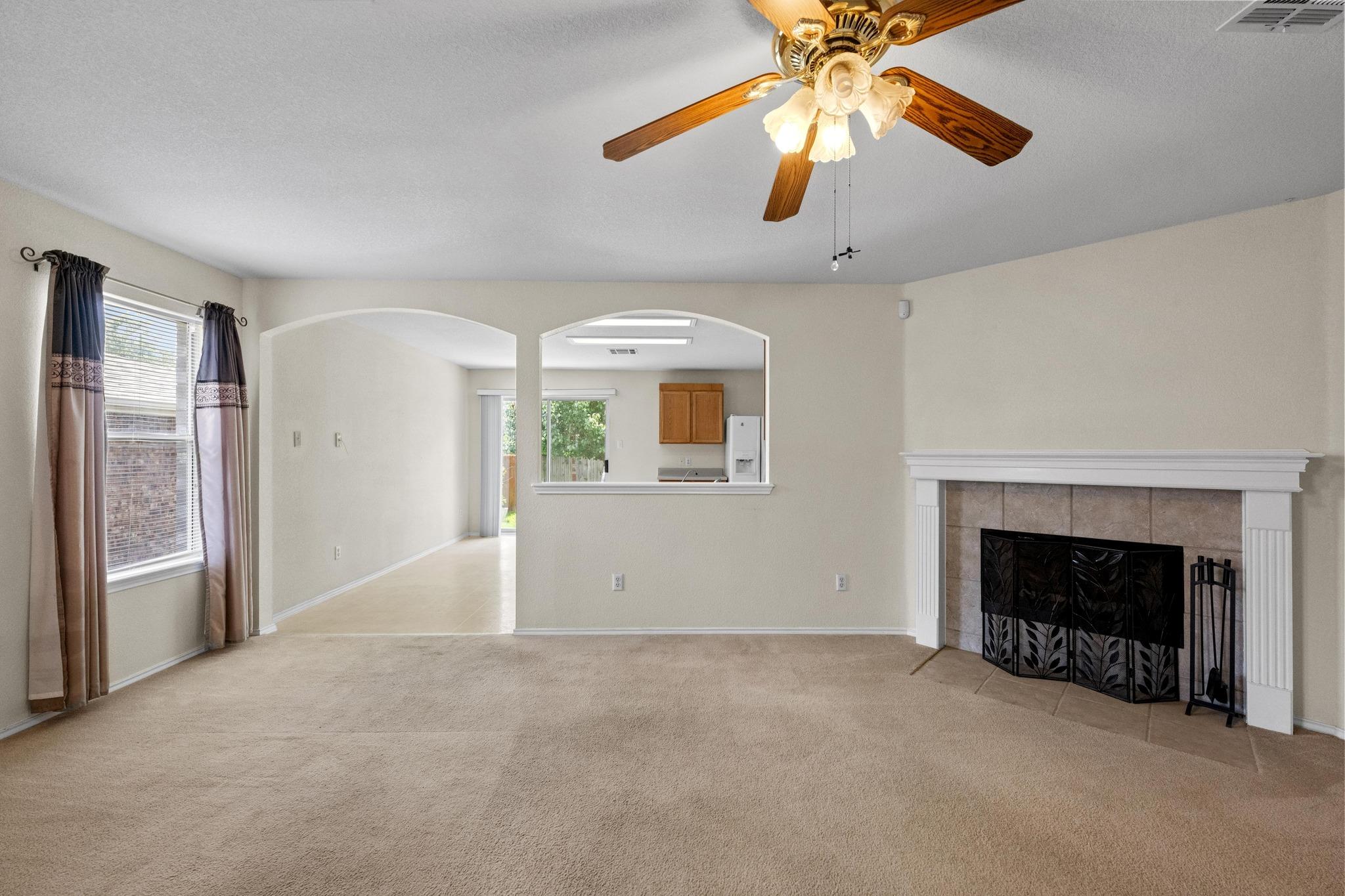 3807 Haleys Way, Round Rock, TX 78665