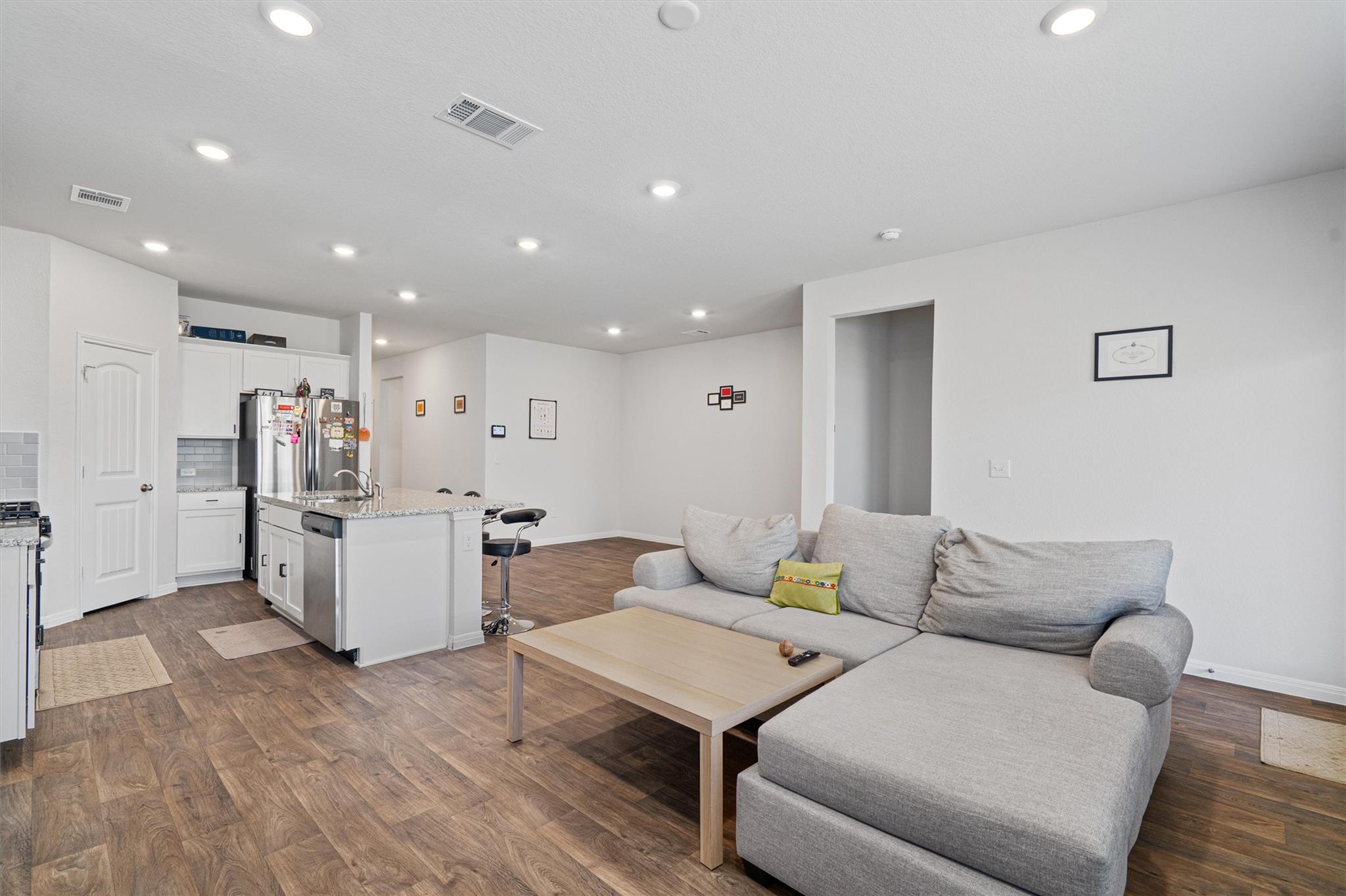 204 Connor Ln, Georgetown, TX 78626