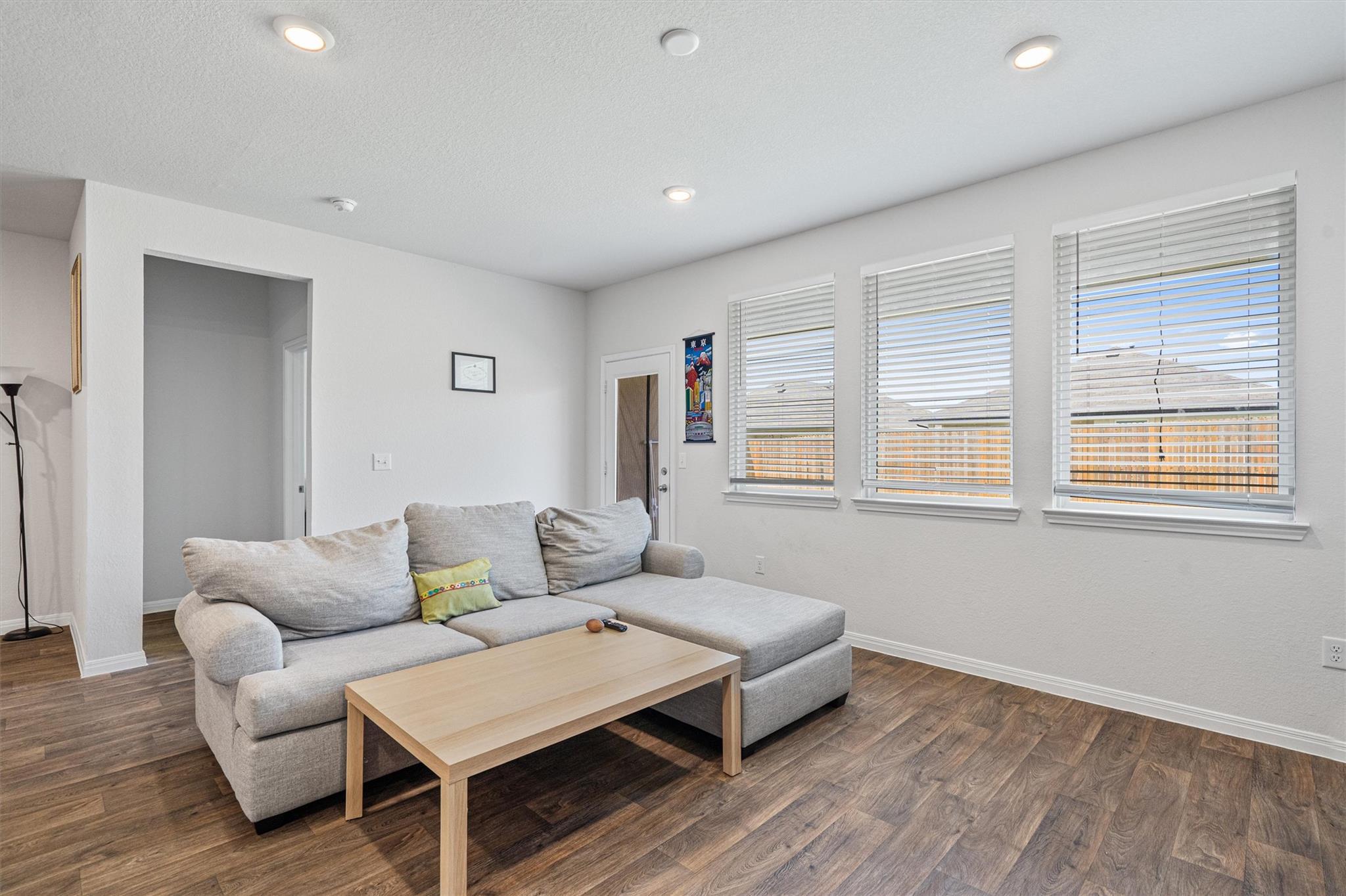 204 Connor Ln, Georgetown, TX 78626