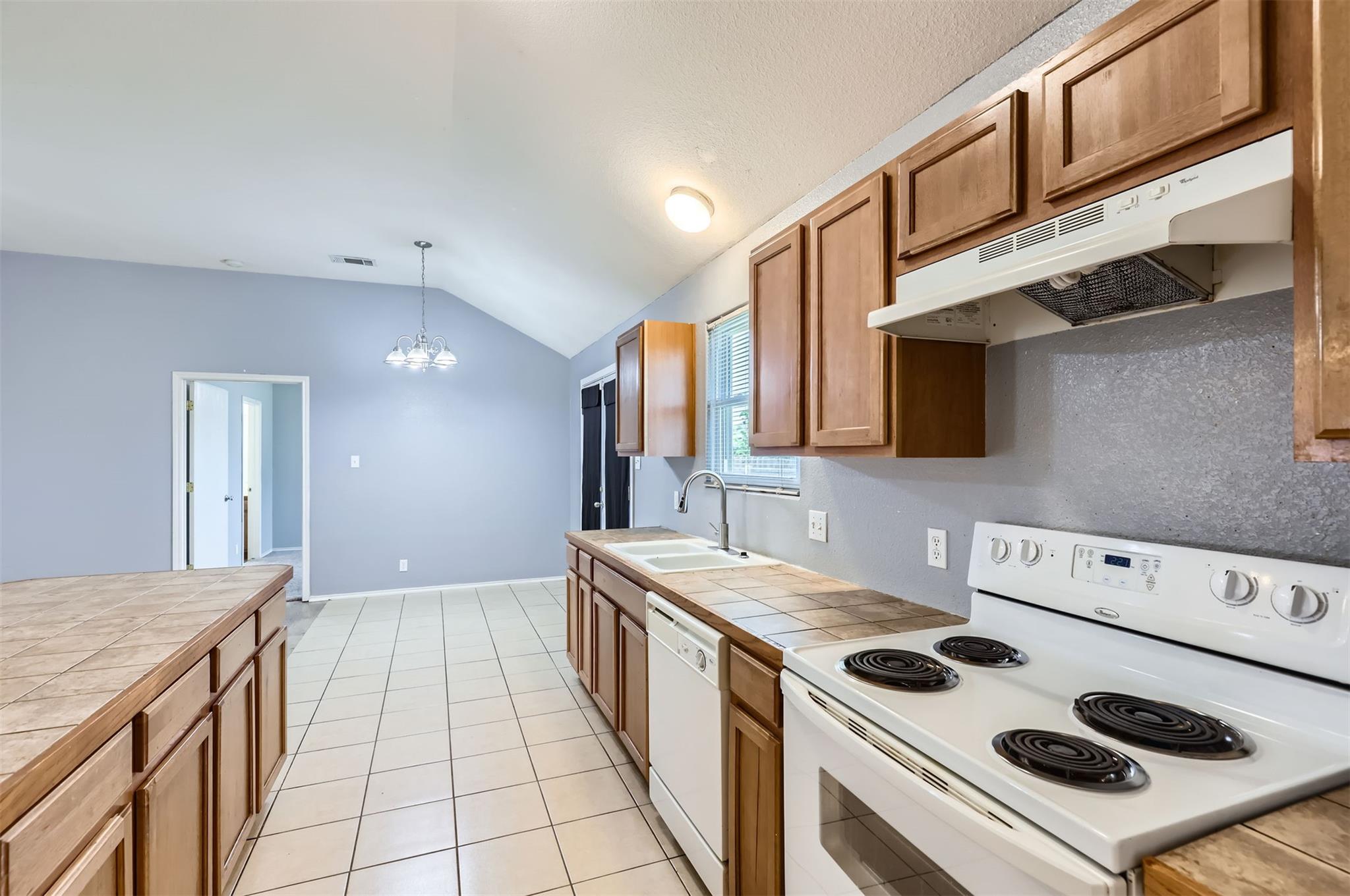 224 Copper Ln, Jarrell, TX 76537