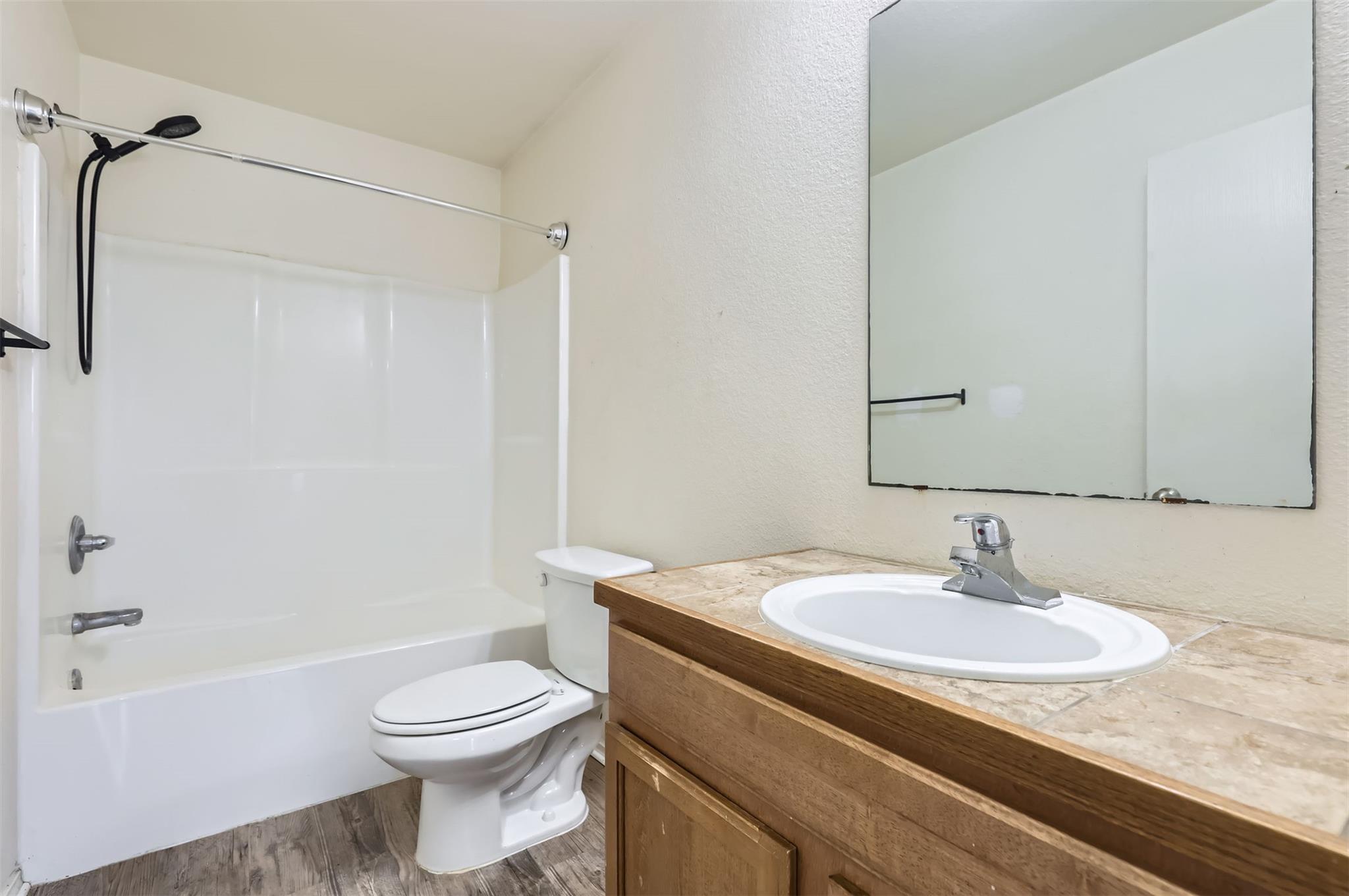224 Copper Ln, Jarrell, TX 76537