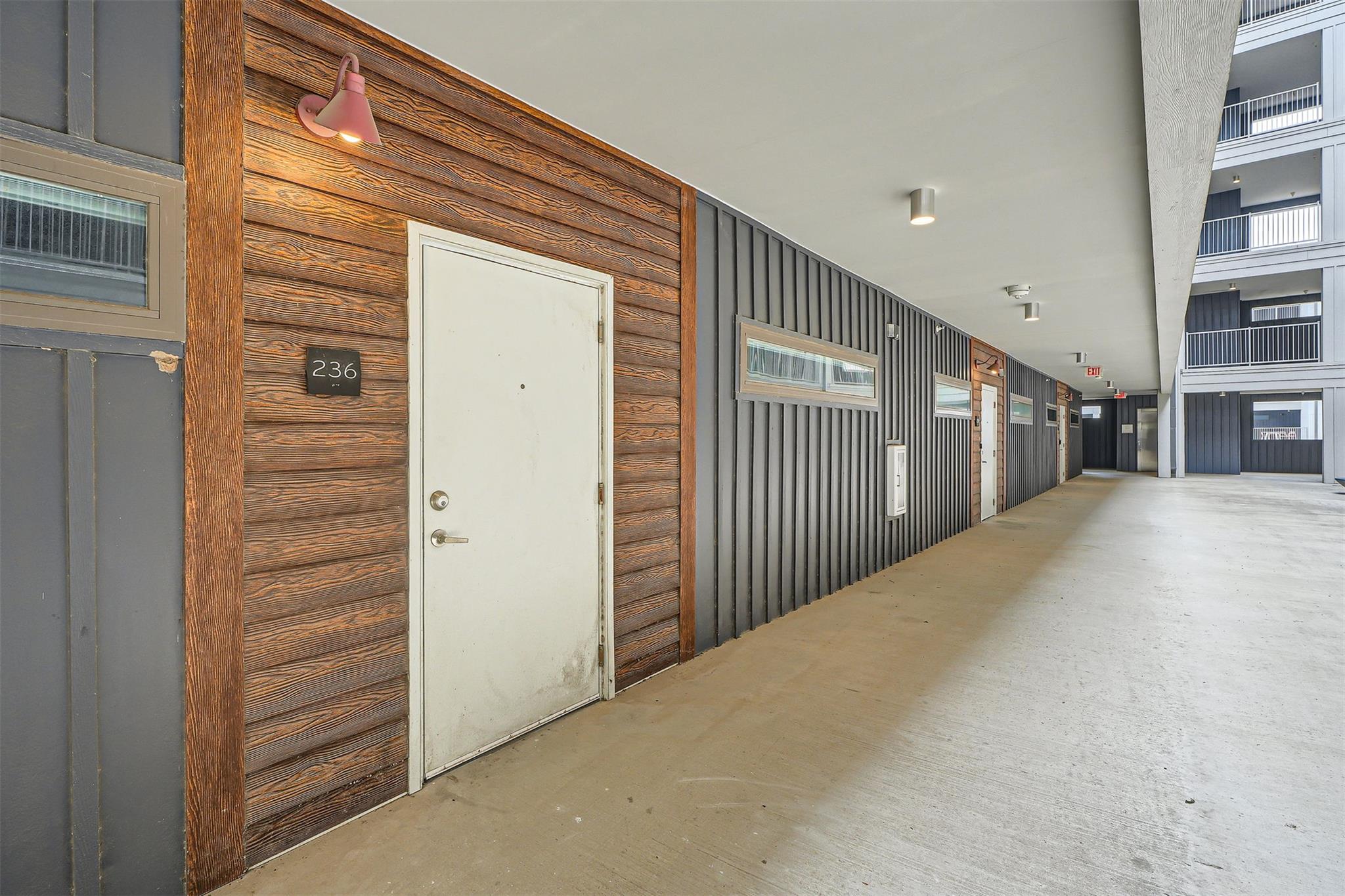 4361 S Congress Ave # 236, Austin, TX 78745