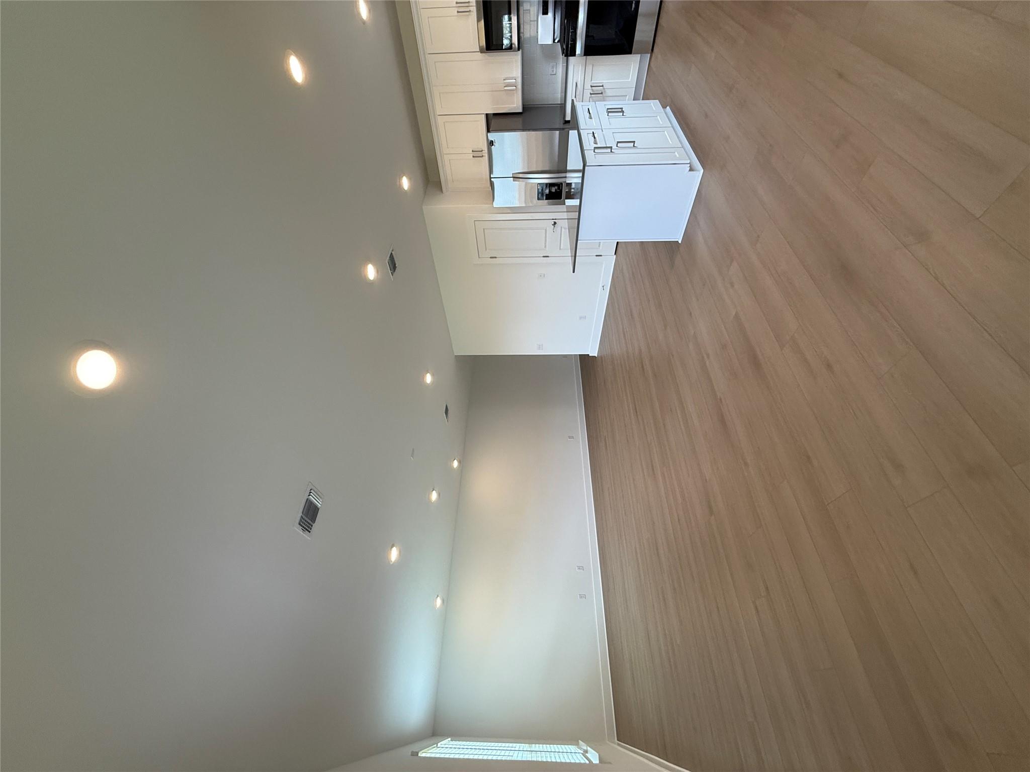 593 Tailwind Dr, Kyle, TX 78640