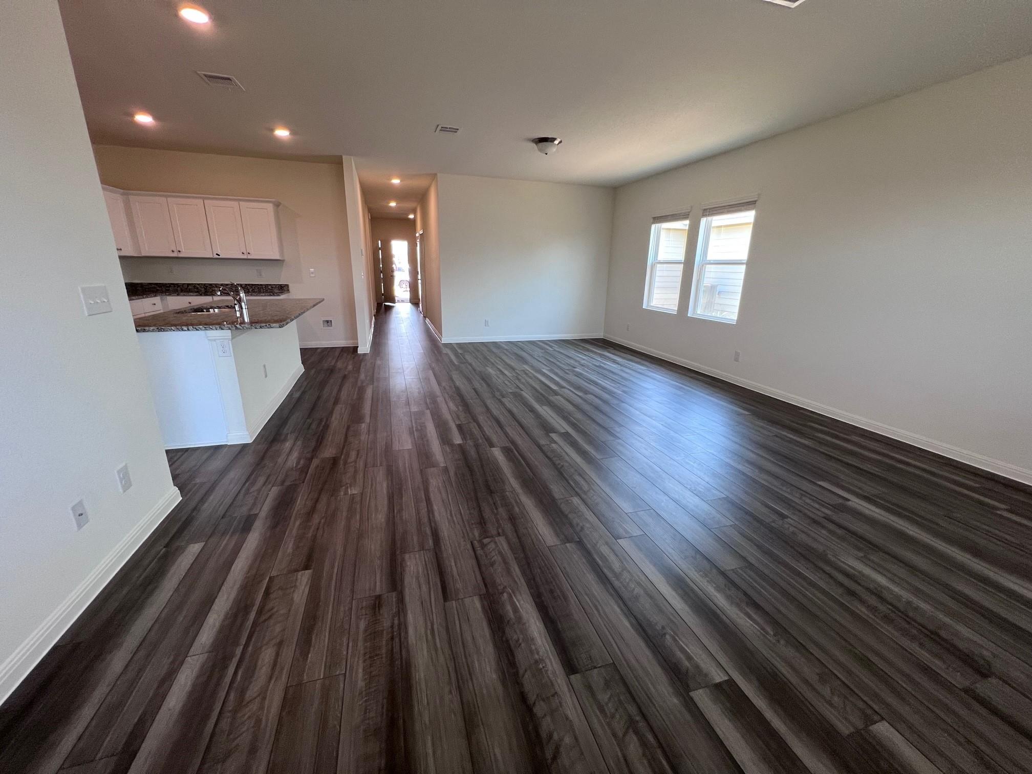 130 Rubrum Rd, Kyle, TX 78640