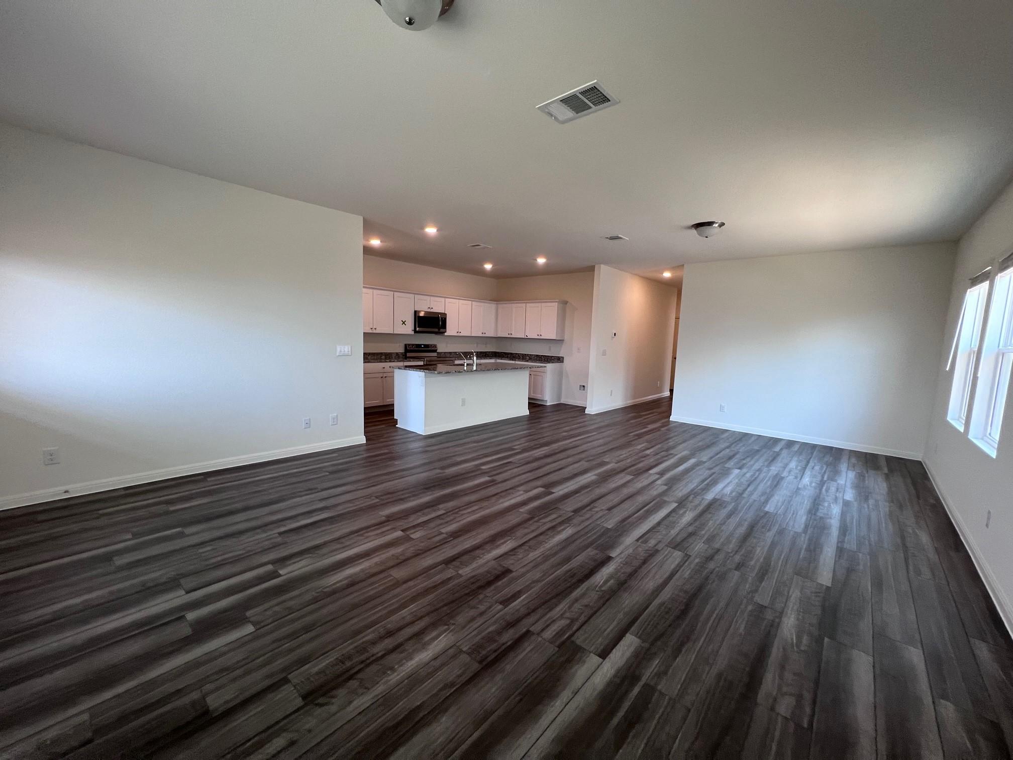 130 Rubrum Rd, Kyle, TX 78640
