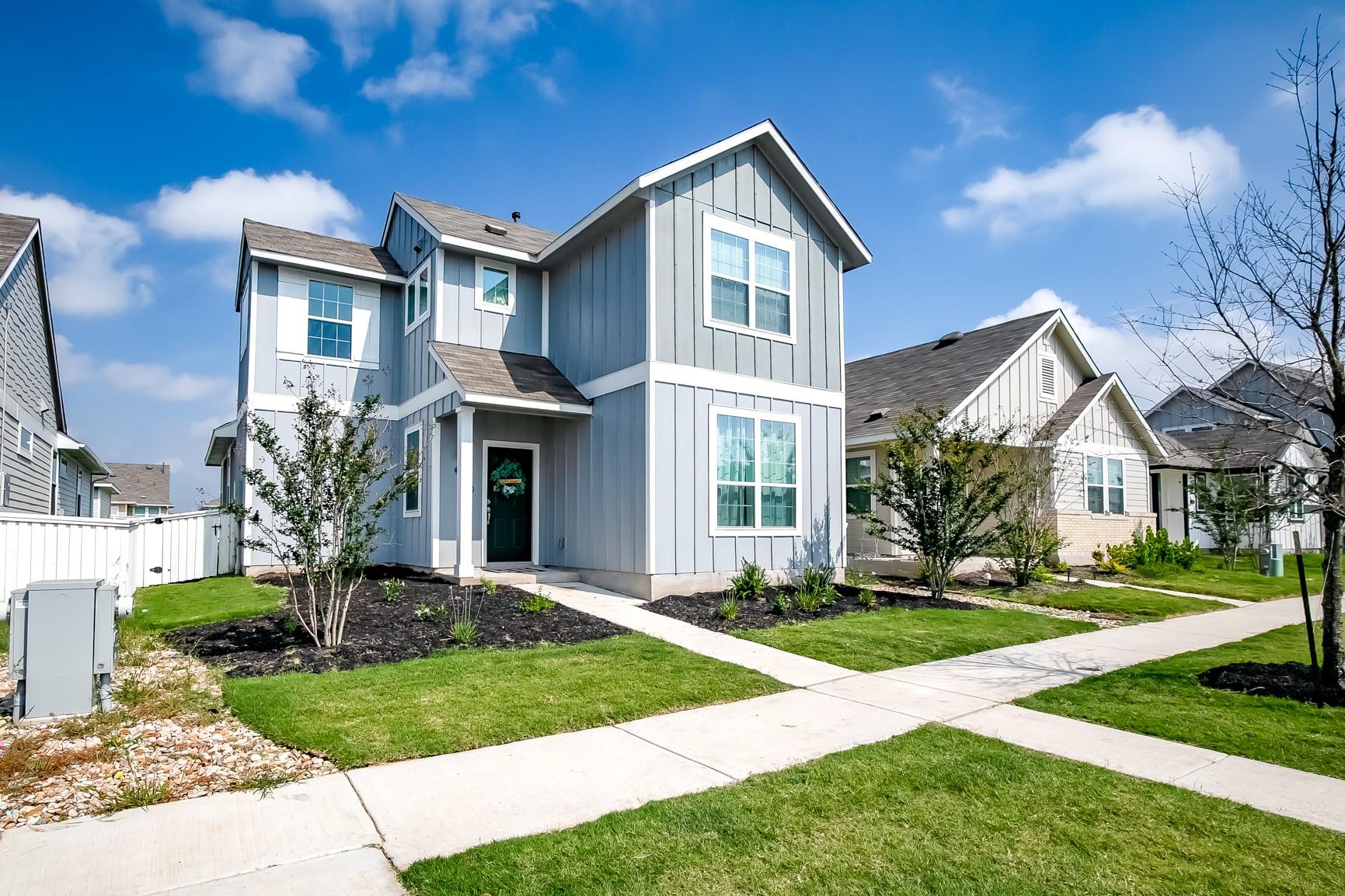 283 Fabion St, Kyle, TX 78640