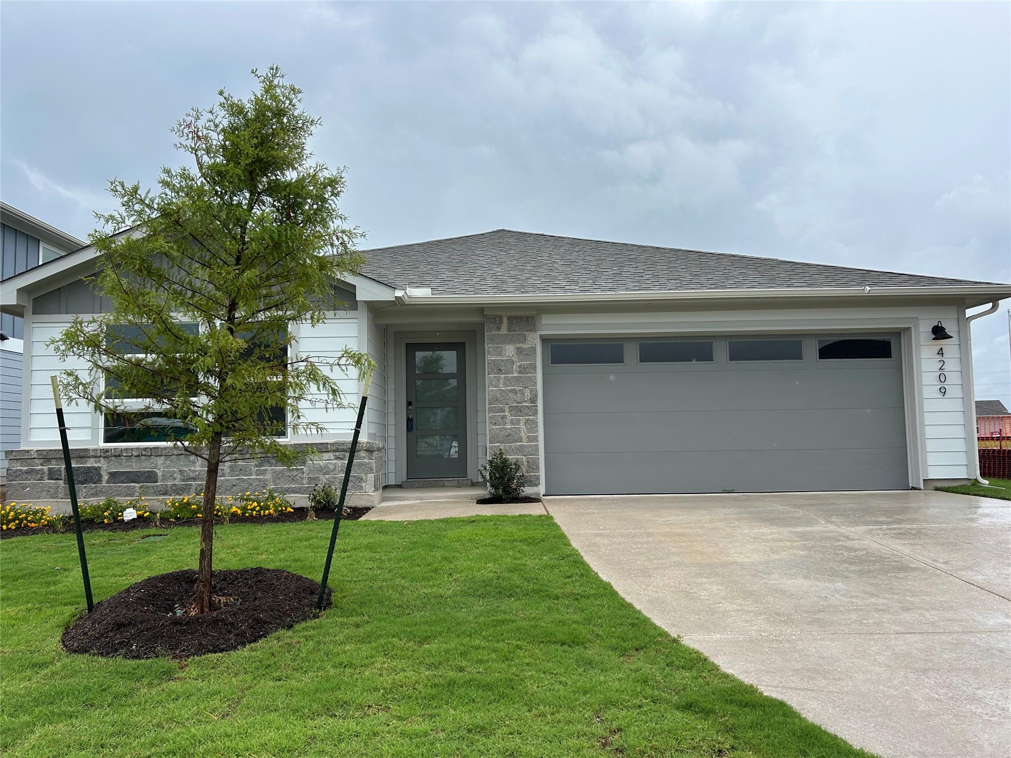 4209 Forel Rd, Andice, TX 78660