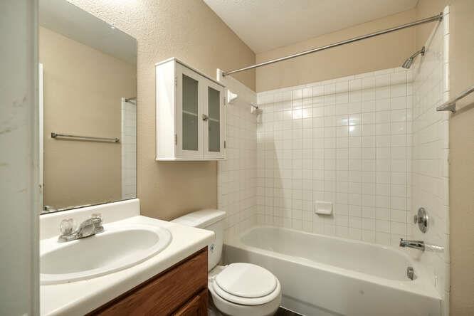 244 LANGLEY, Kyle, TX 78640