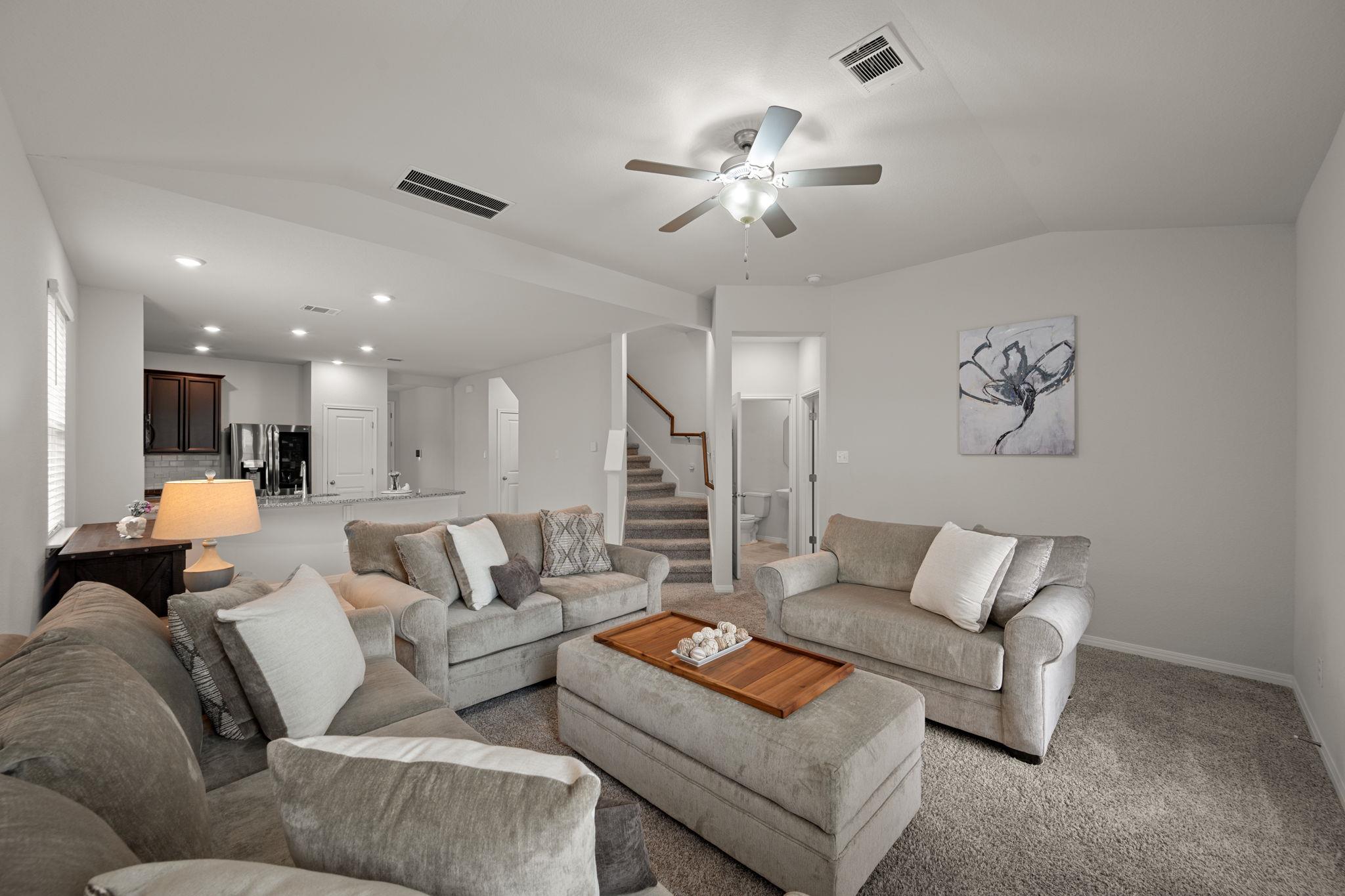 13712 Fallsprings Way, Manor, TX 78653