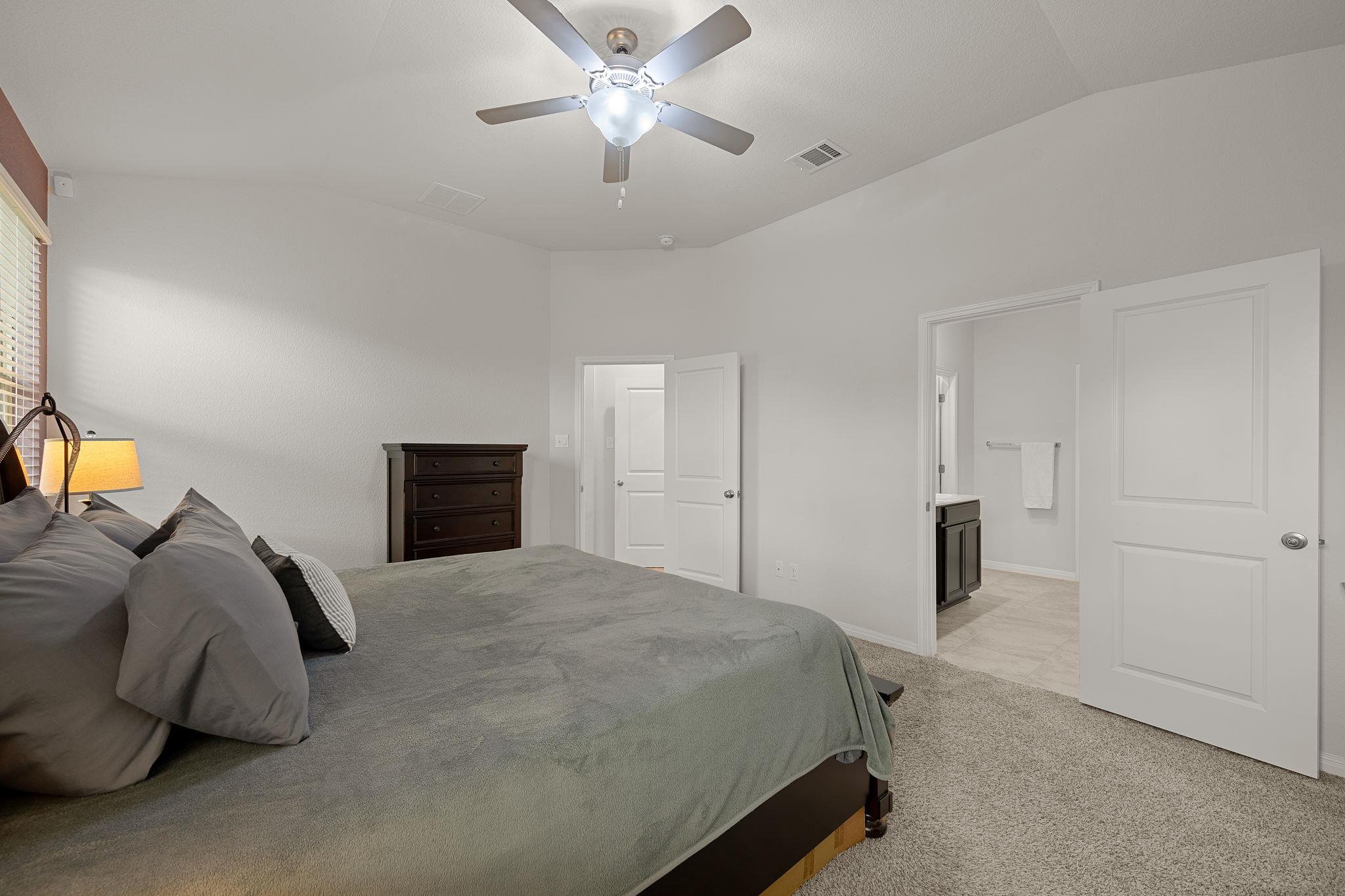 13712 Fallsprings Way, Manor, TX 78653