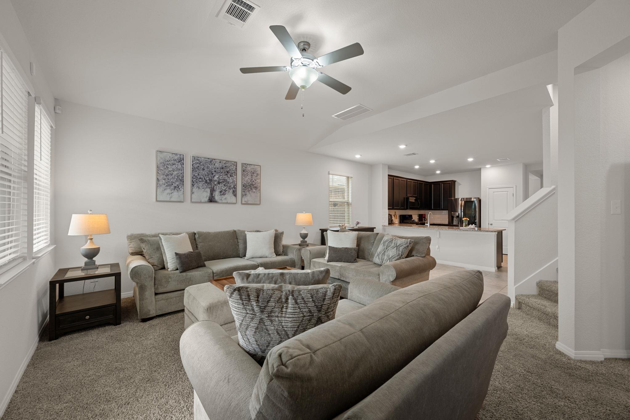 13712 Fallsprings Way, Manor, TX 78653