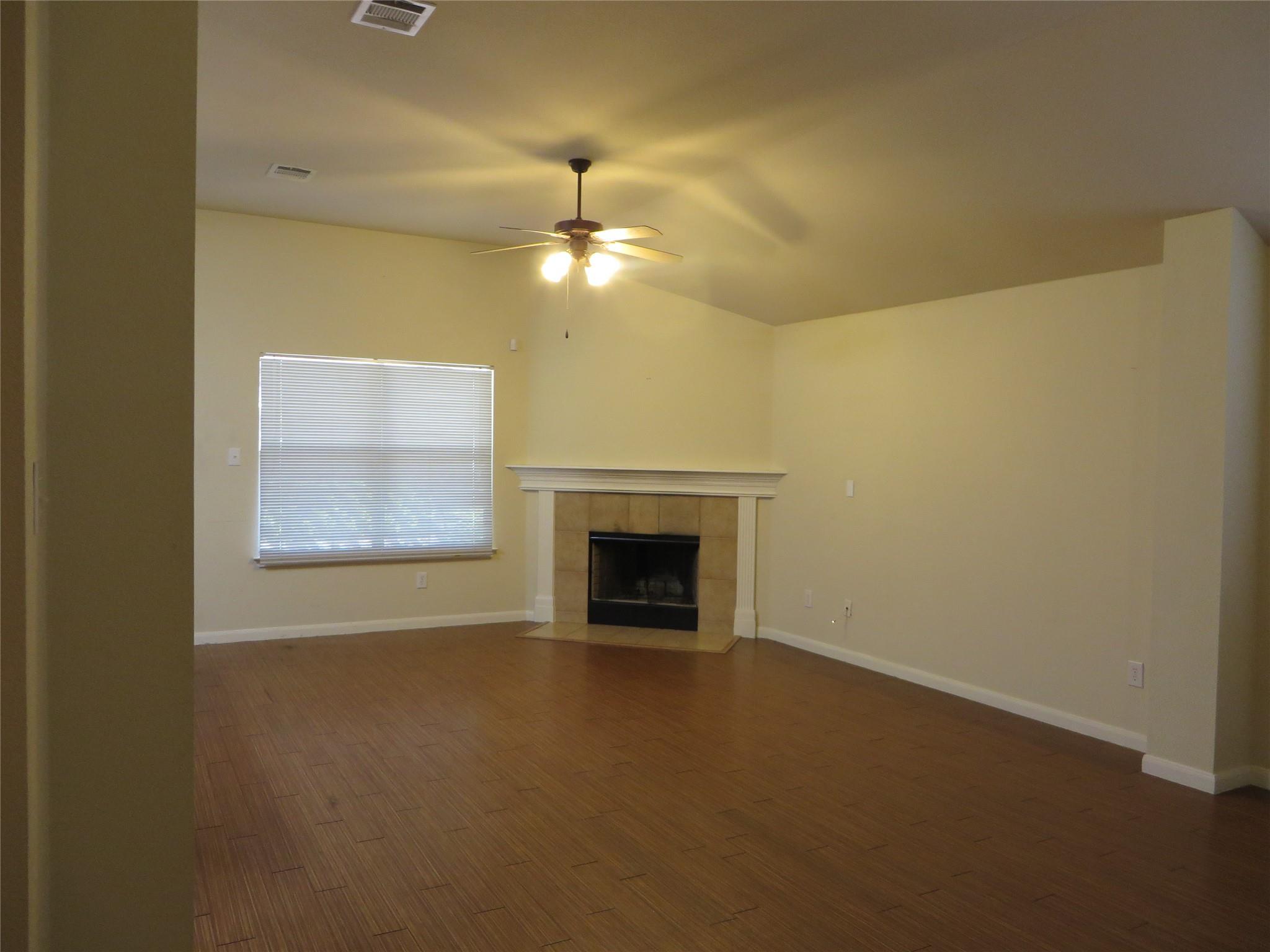 1906 Melissa Oaks Ln, Austin, TX 78744