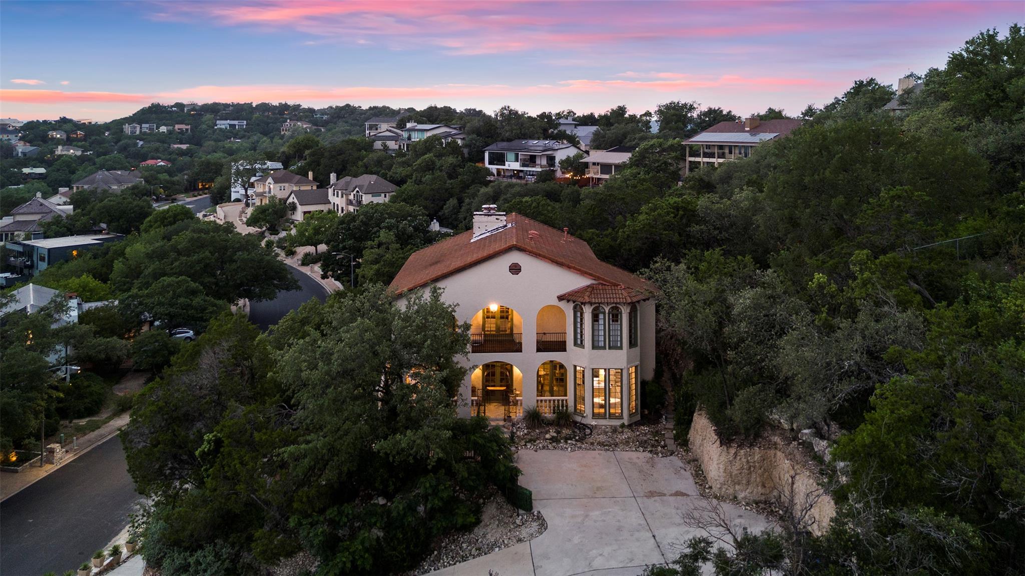 6203 Ledge Mountain Dr, Austin, TX 78731