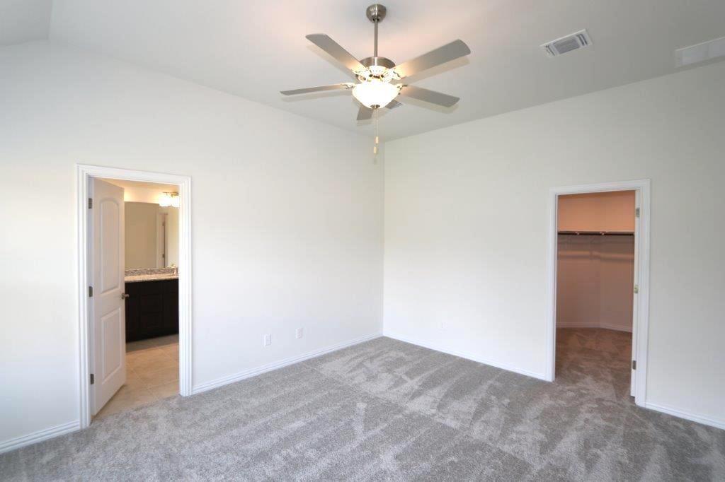 2440 Roaring River Trl, Leander, TX 78641