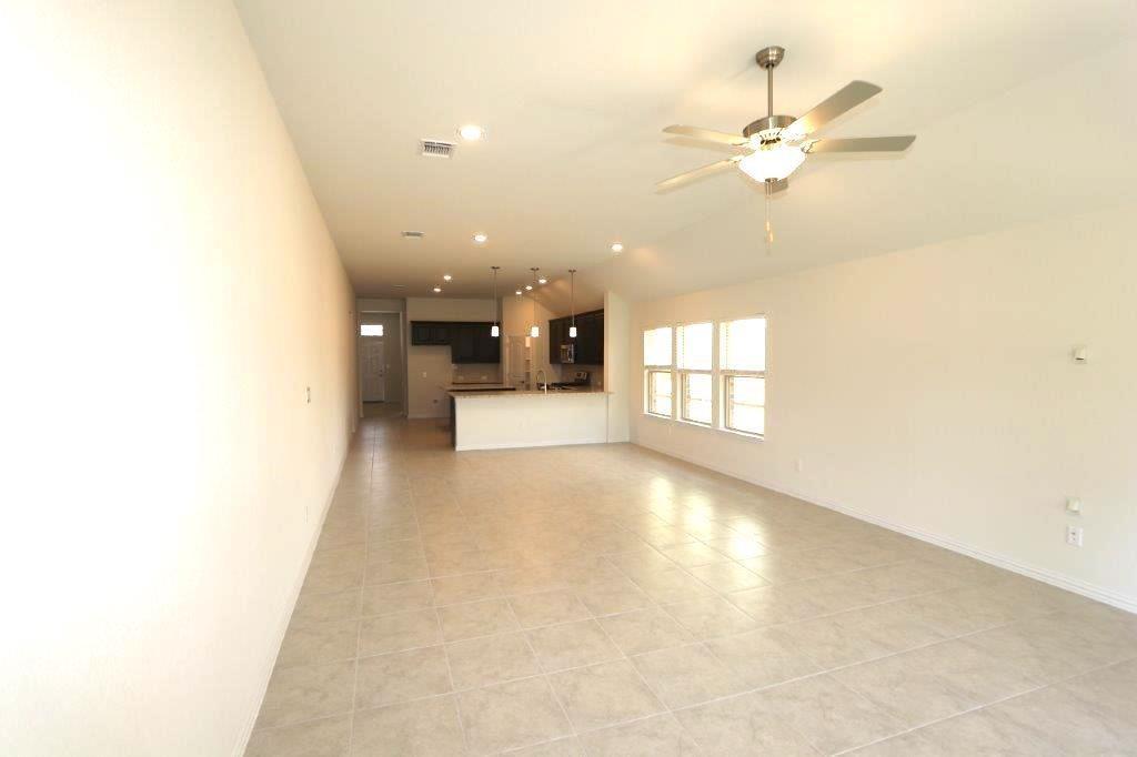 2440 Roaring River Trl, Leander, TX 78641