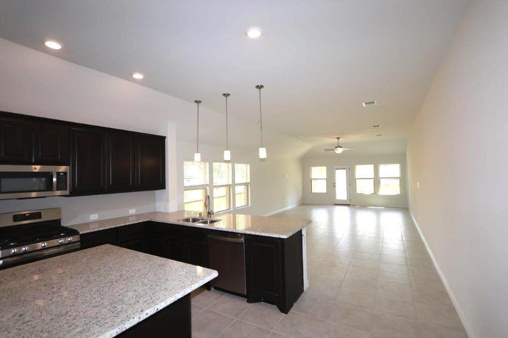 2440 Roaring River Trl, Leander, TX 78641