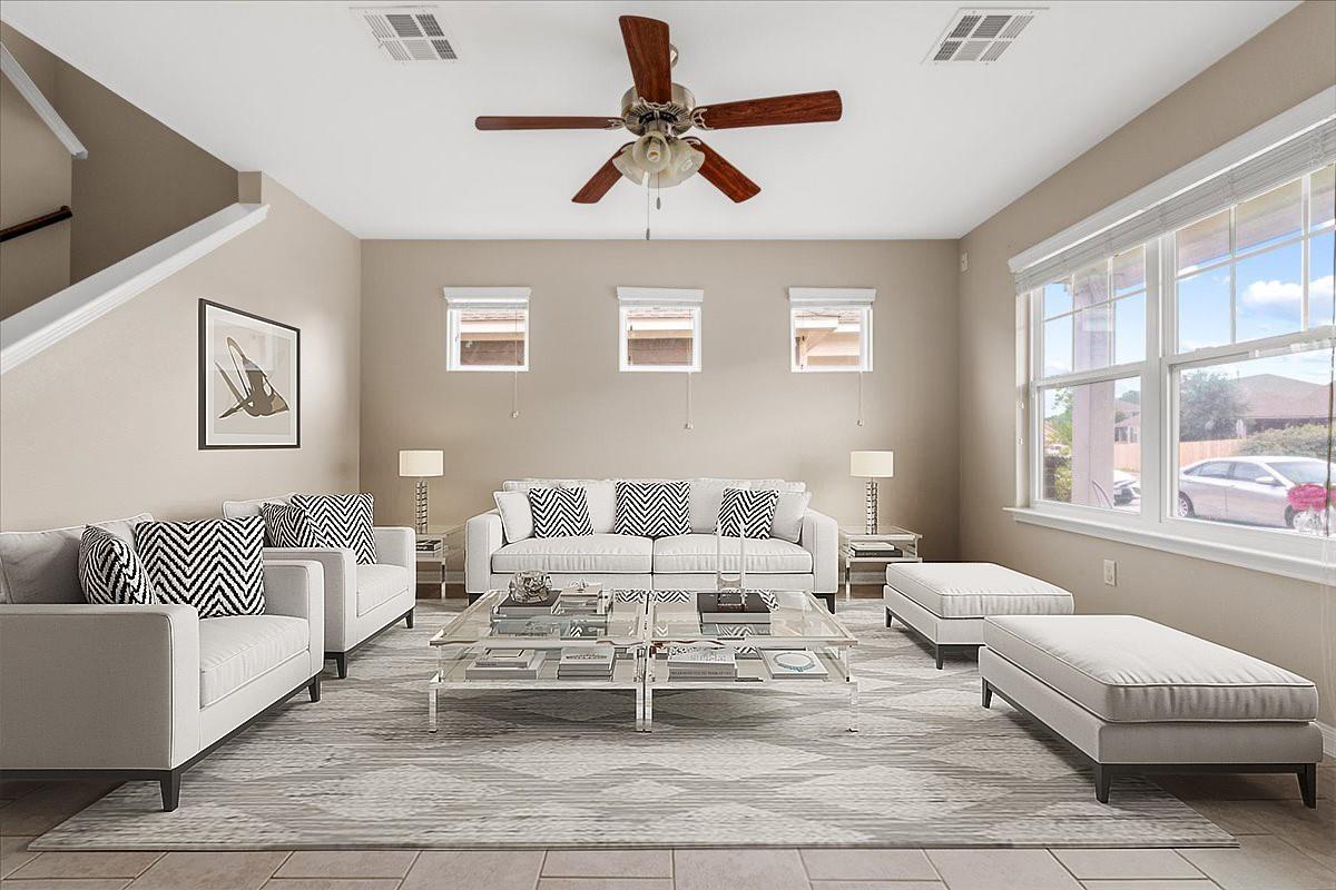 163 Wainscot Oak Way, San Marcos, TX 78666