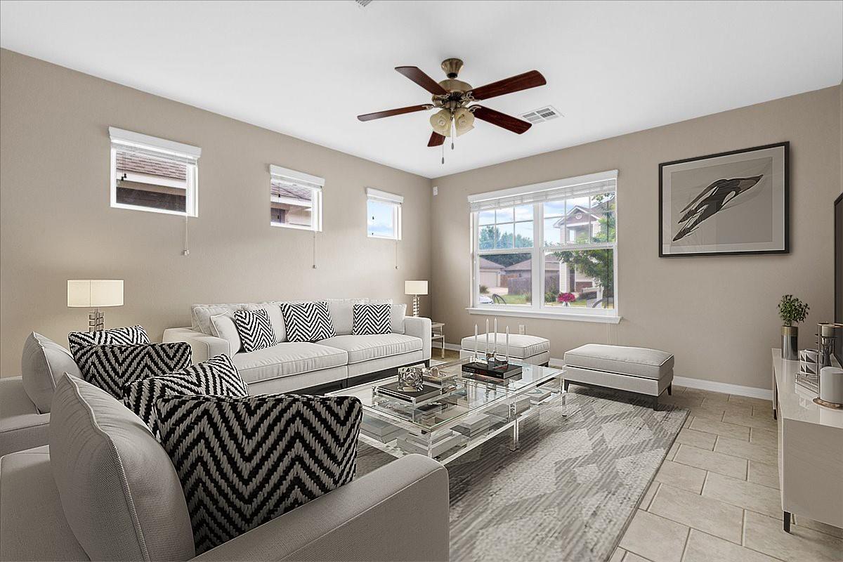 163 Wainscot Oak Way, San Marcos, TX 78666