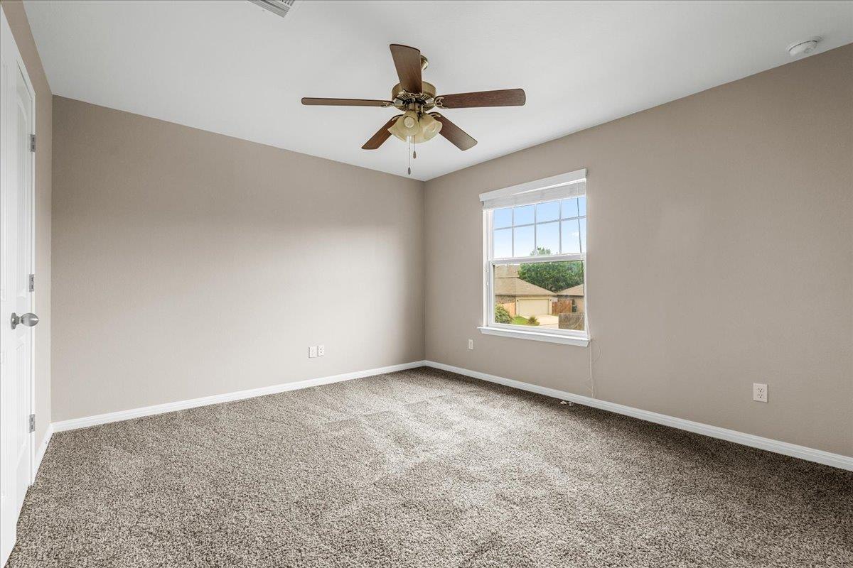 163 Wainscot Oak Way, San Marcos, TX 78666