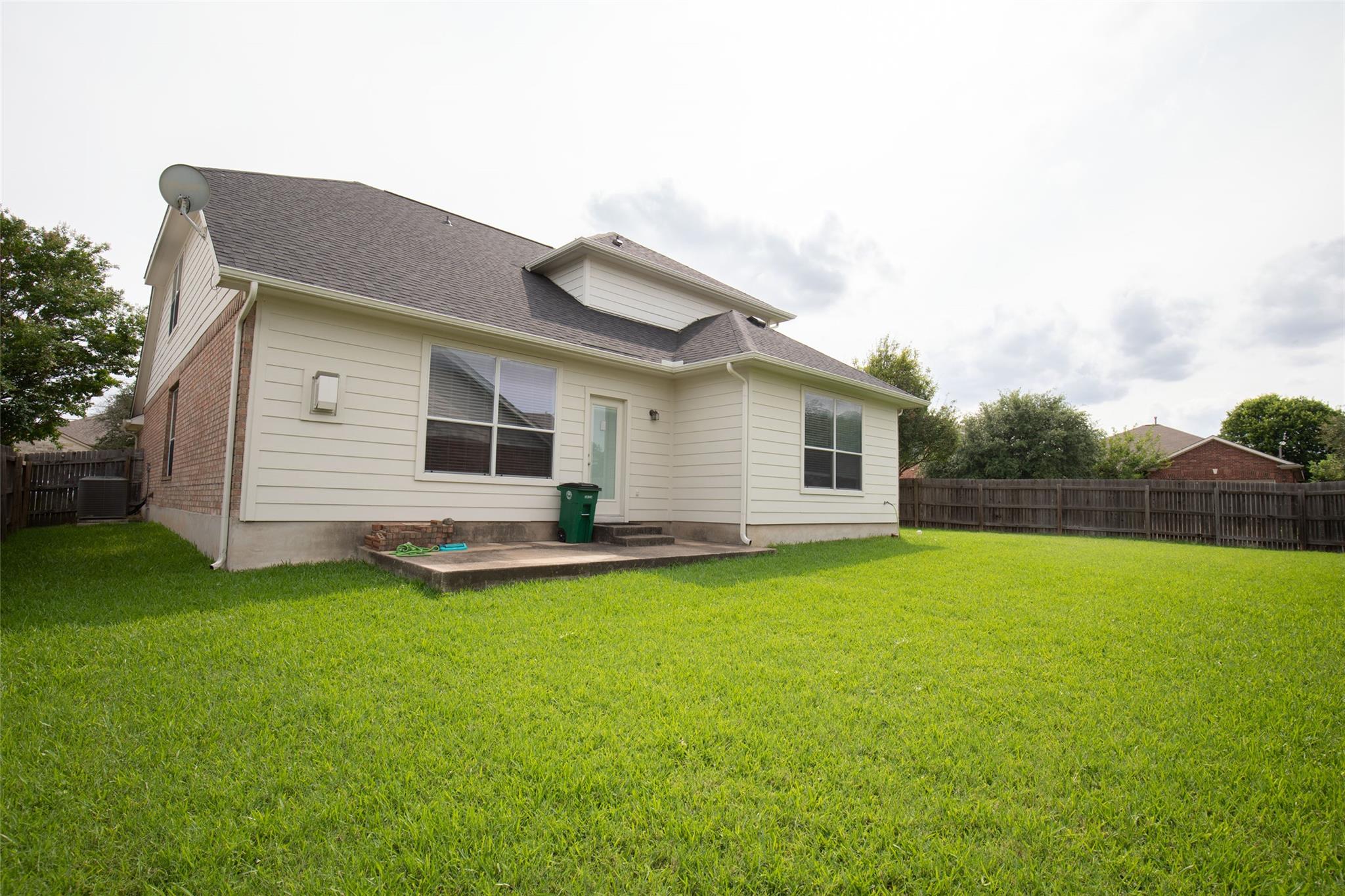2308 Lou John St, Austin, TX 78727