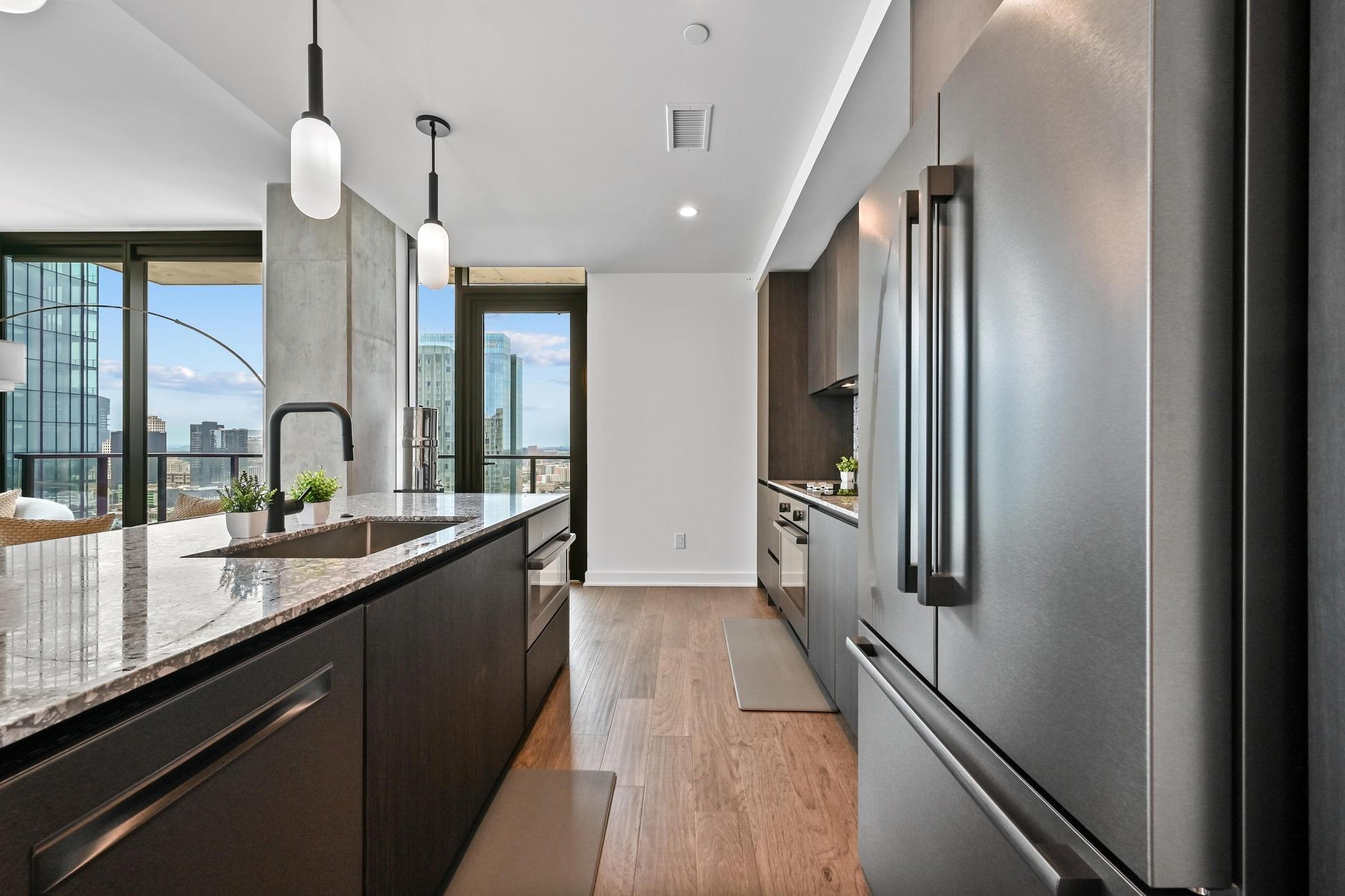 84 East Ave # 2701, Austin, TX 78701