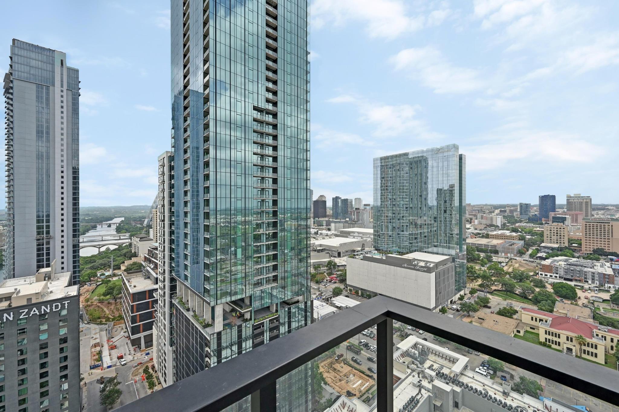 84 East Ave # 2701, Austin, TX 78701