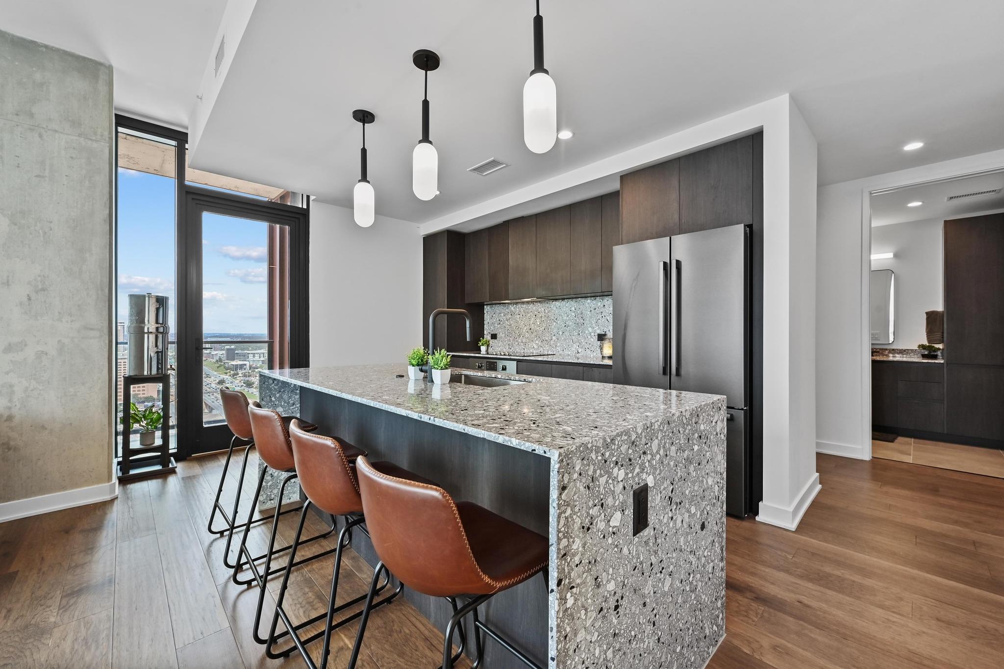 84 East Ave # 2701, Austin, TX 78701