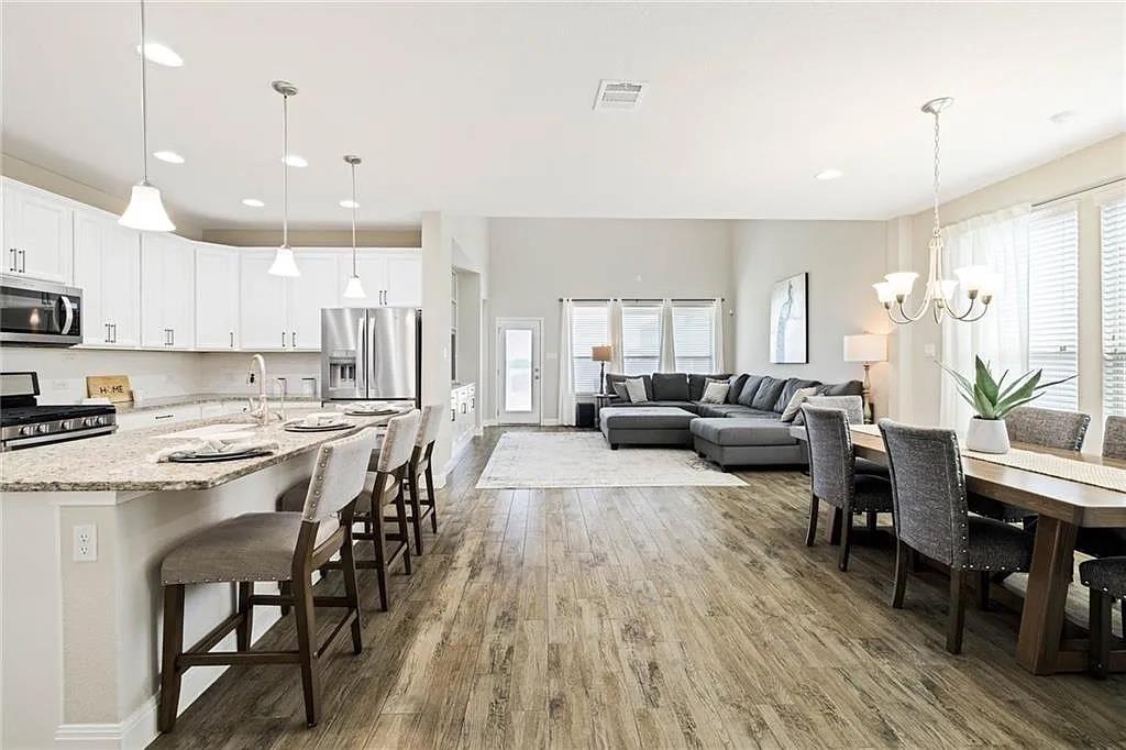 165 Carlina Loop, Liberty Hill, TX 78642
