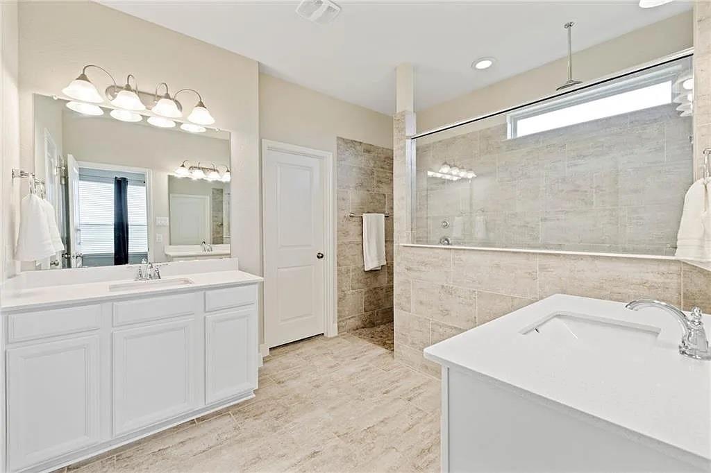 165 Carlina Loop, Liberty Hill, TX 78642