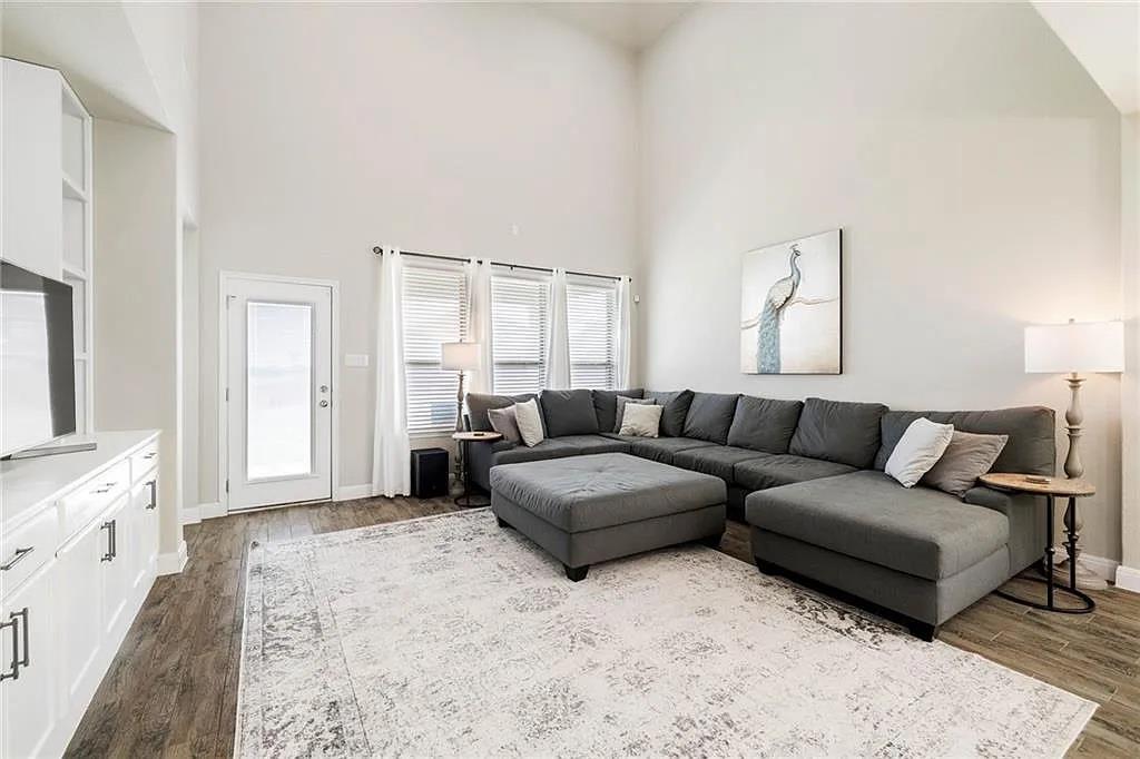 165 Carlina Loop, Liberty Hill, TX 78642
