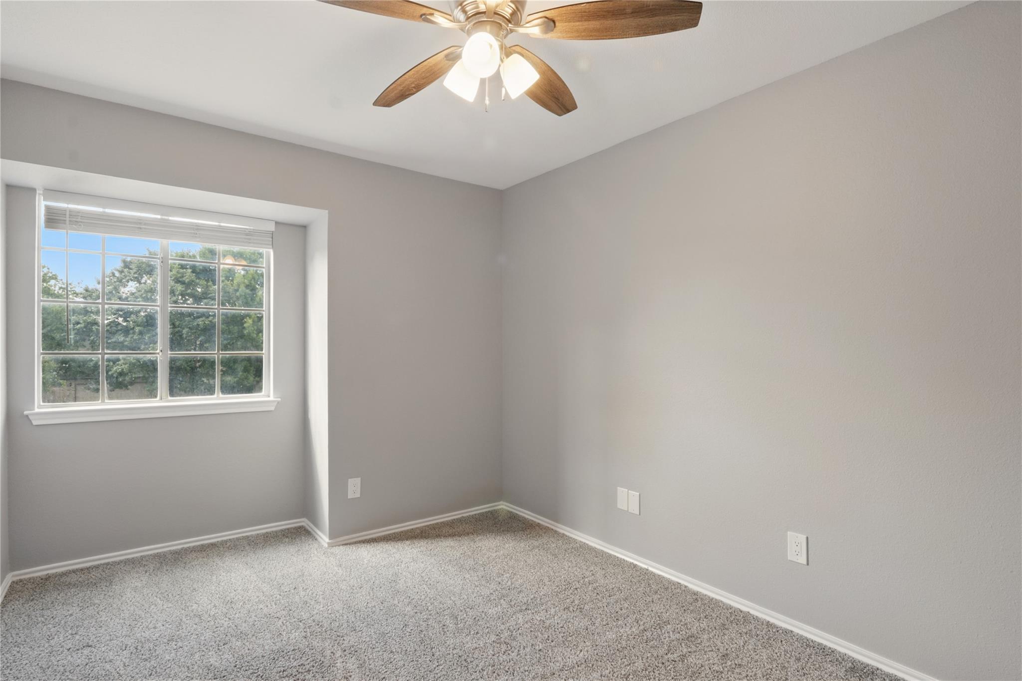 902 Valley Glen Cv, Pflugerville, TX 78660