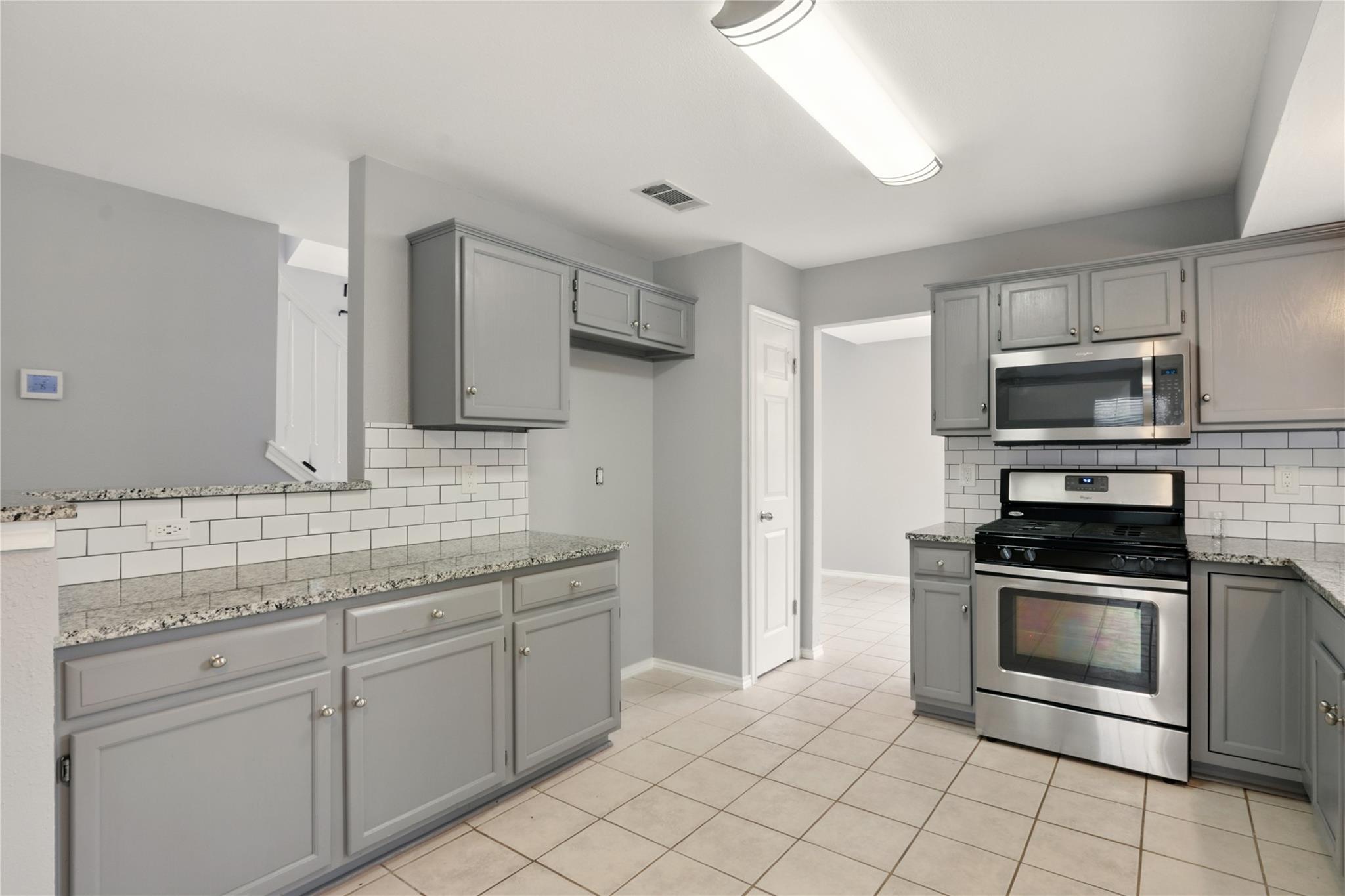 902 Valley Glen Cv, Pflugerville, TX 78660