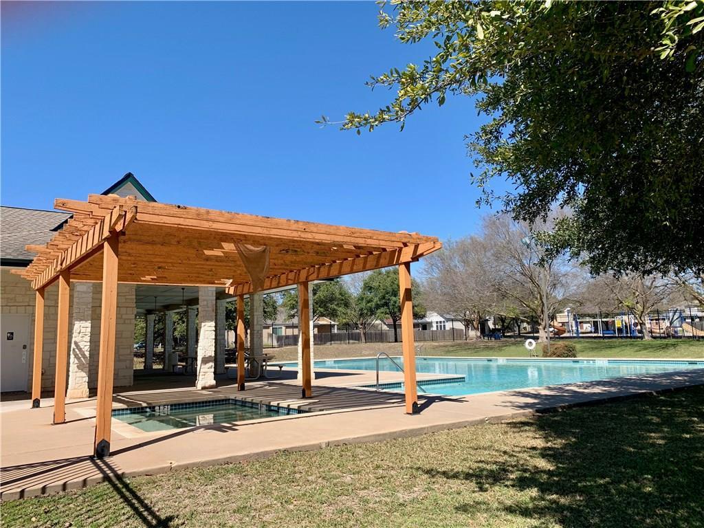 902 Valley Glen Cv, Pflugerville, TX 78660