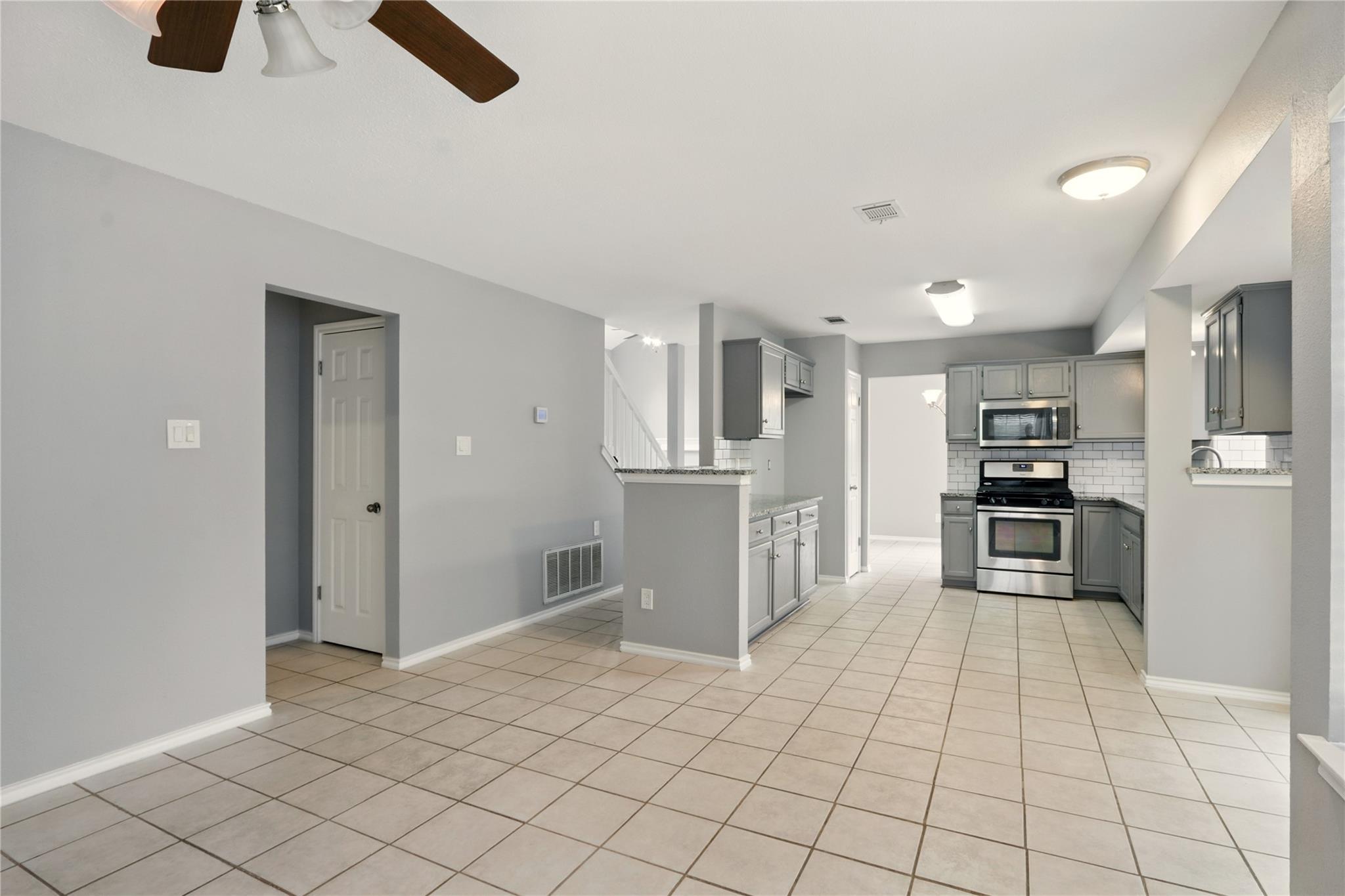 902 Valley Glen Cv, Pflugerville, TX 78660