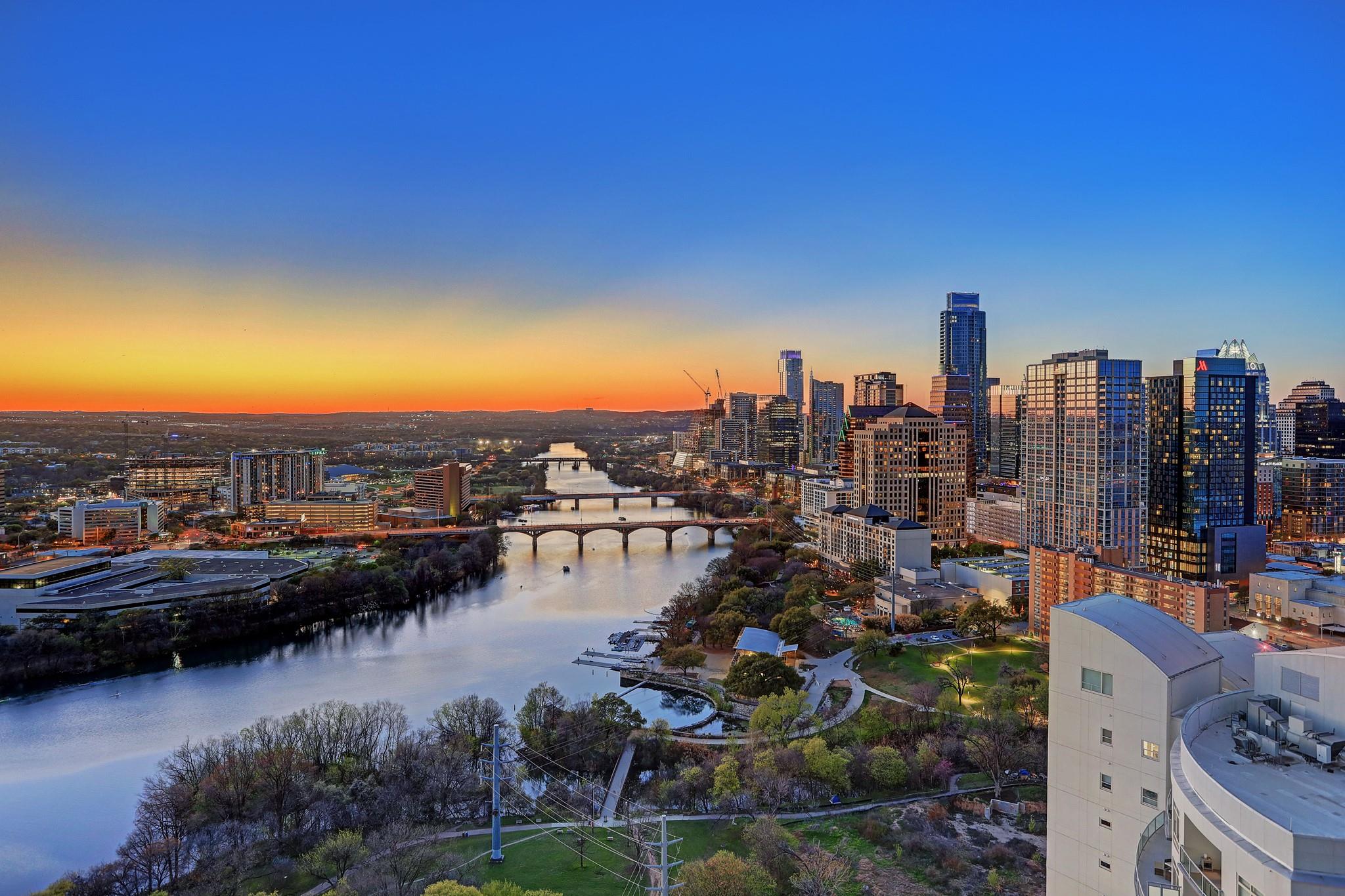70 RAINEY St # 2606, Austin, TX 78701