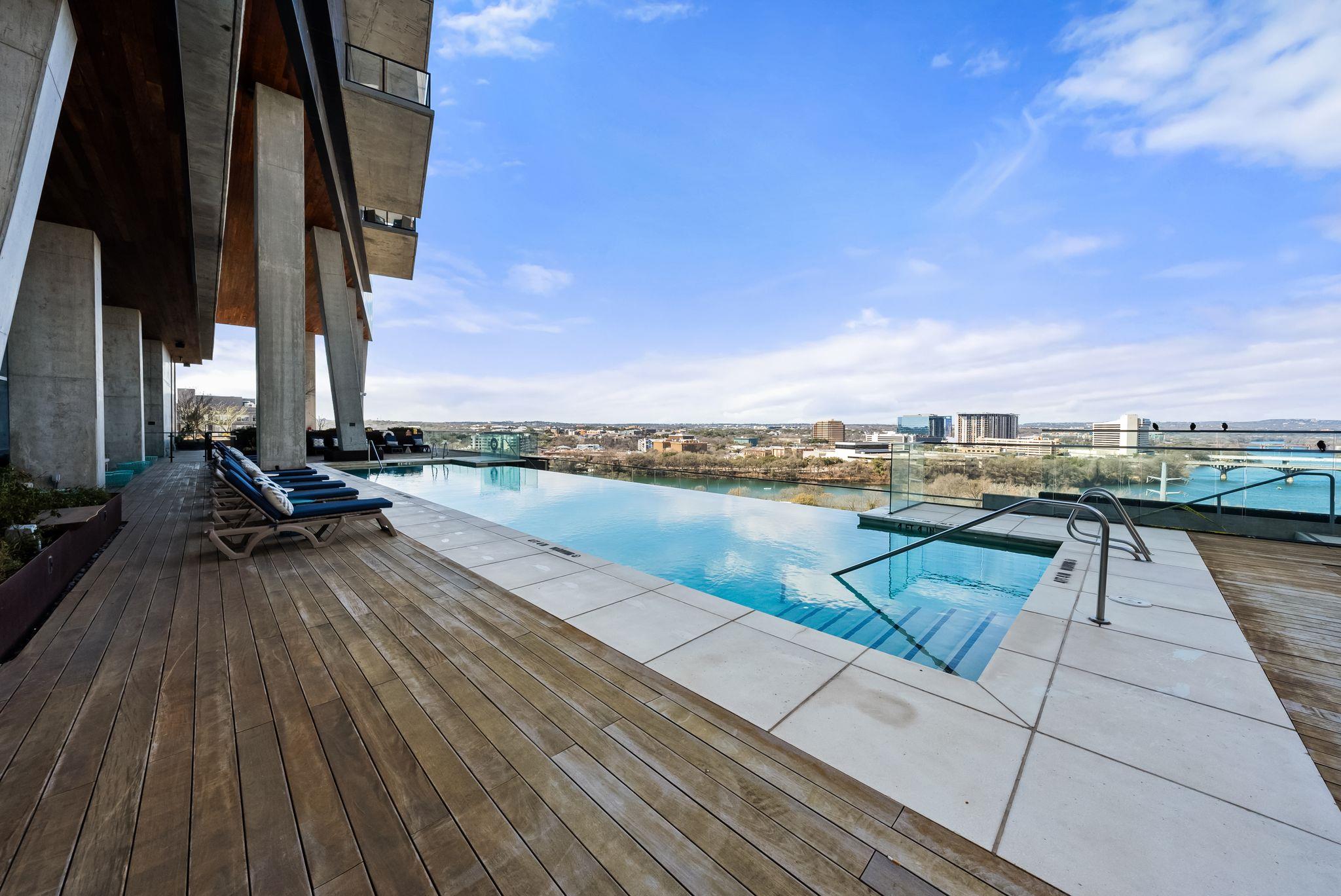 70 RAINEY St # 2606, Austin, TX 78701