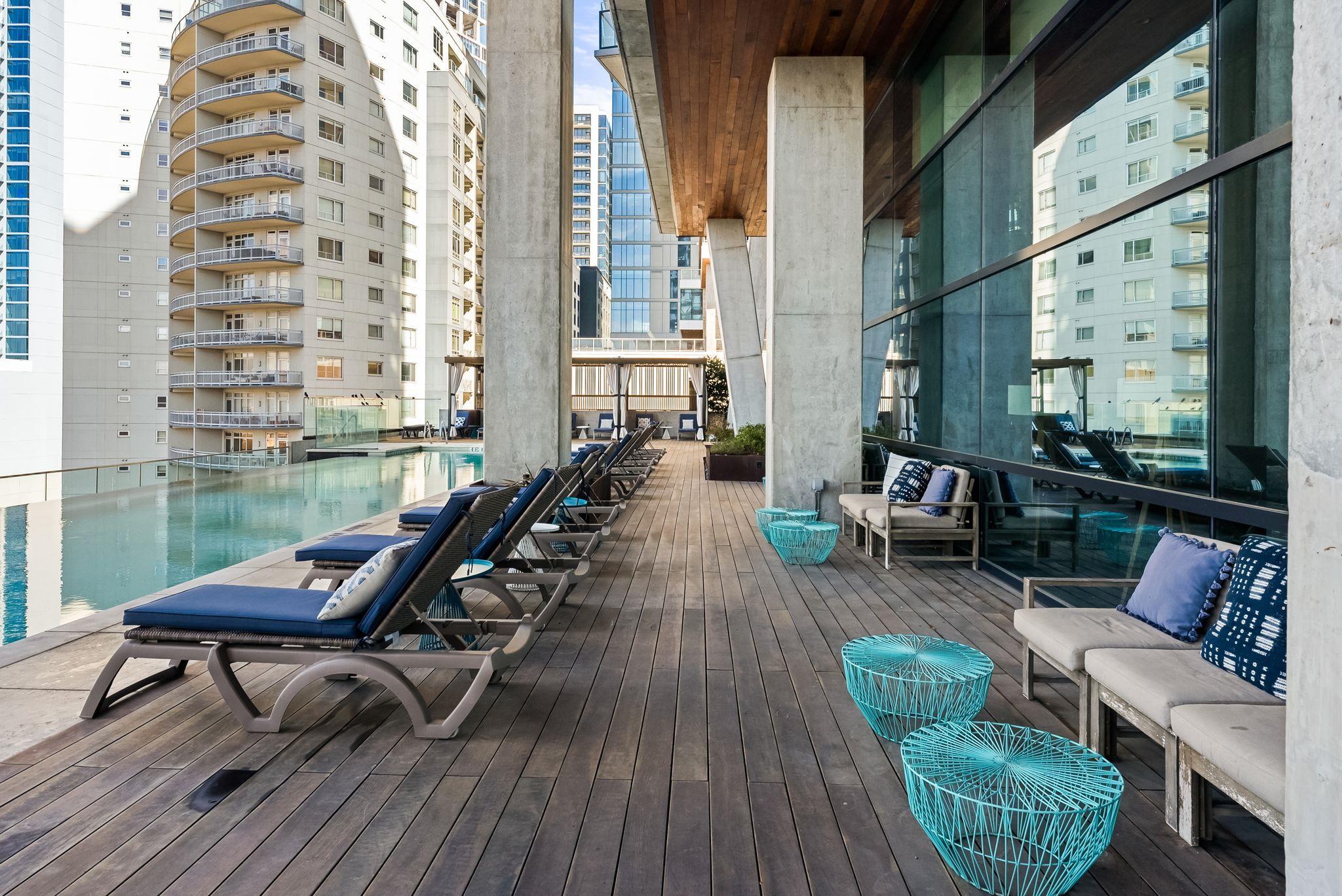 70 RAINEY St # 2606, Austin, TX 78701