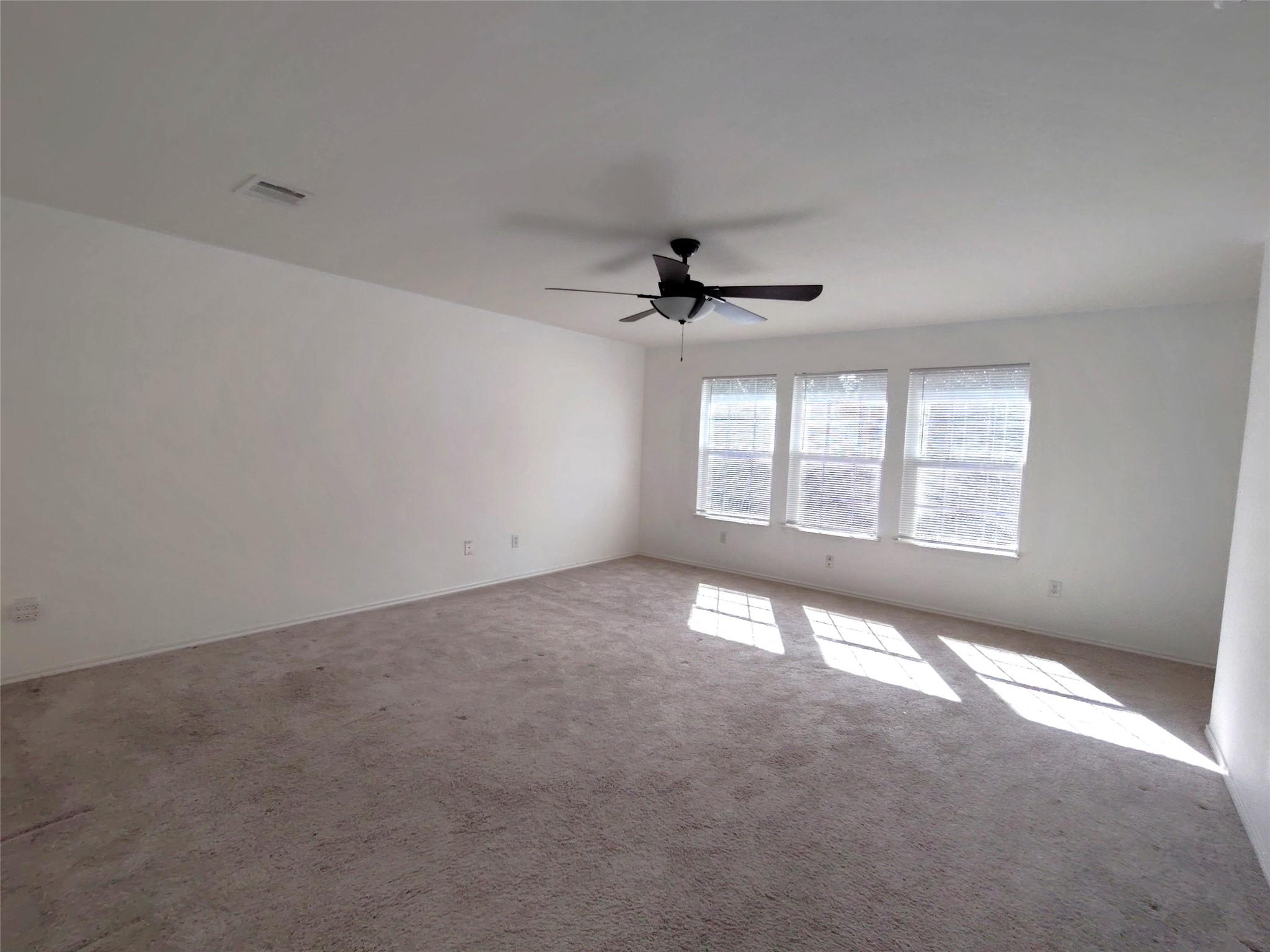 2108 Cottontail Dr, Leander, TX 78641