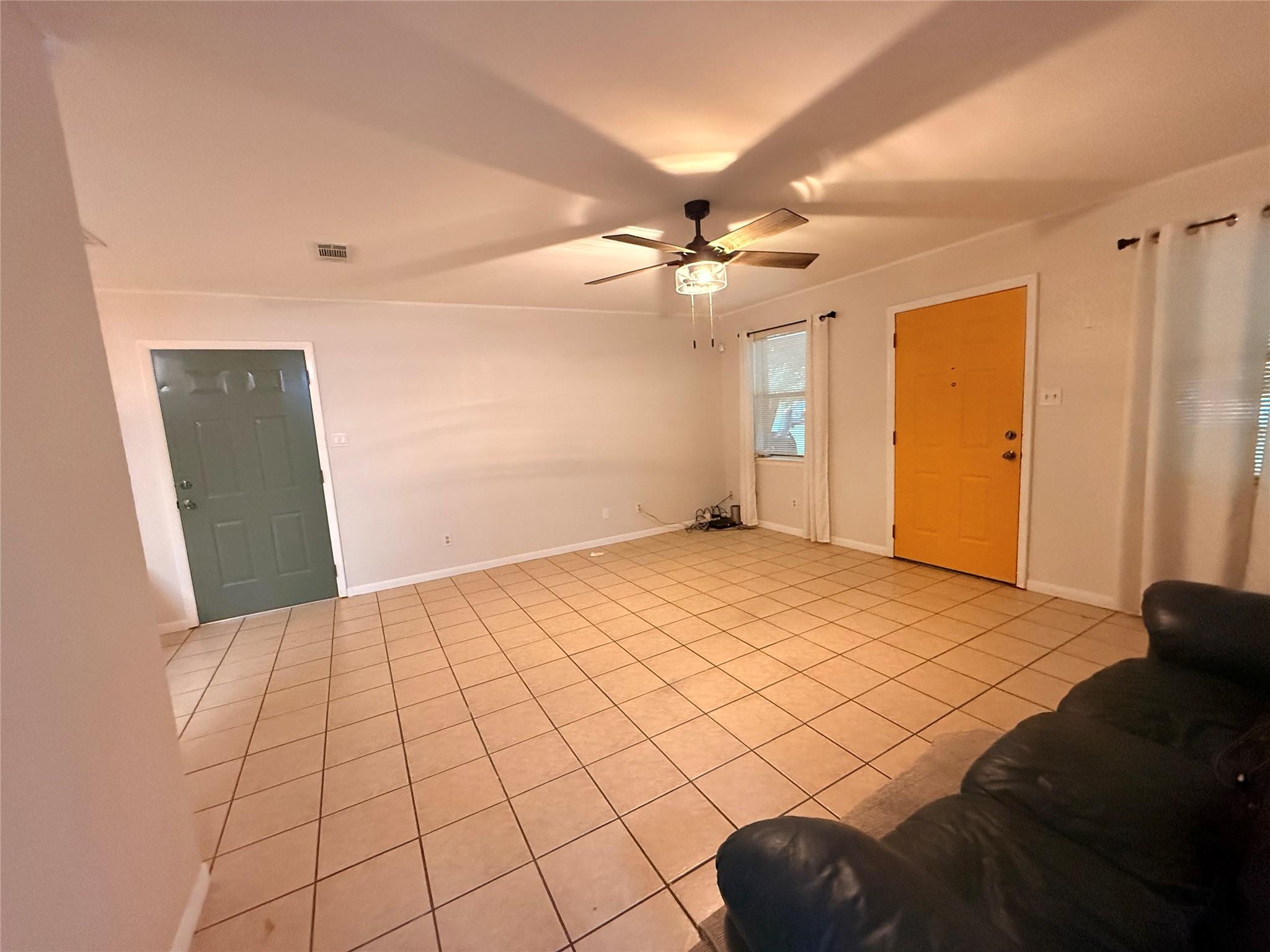 121 LBA Dr, Bastrop, TX 78602