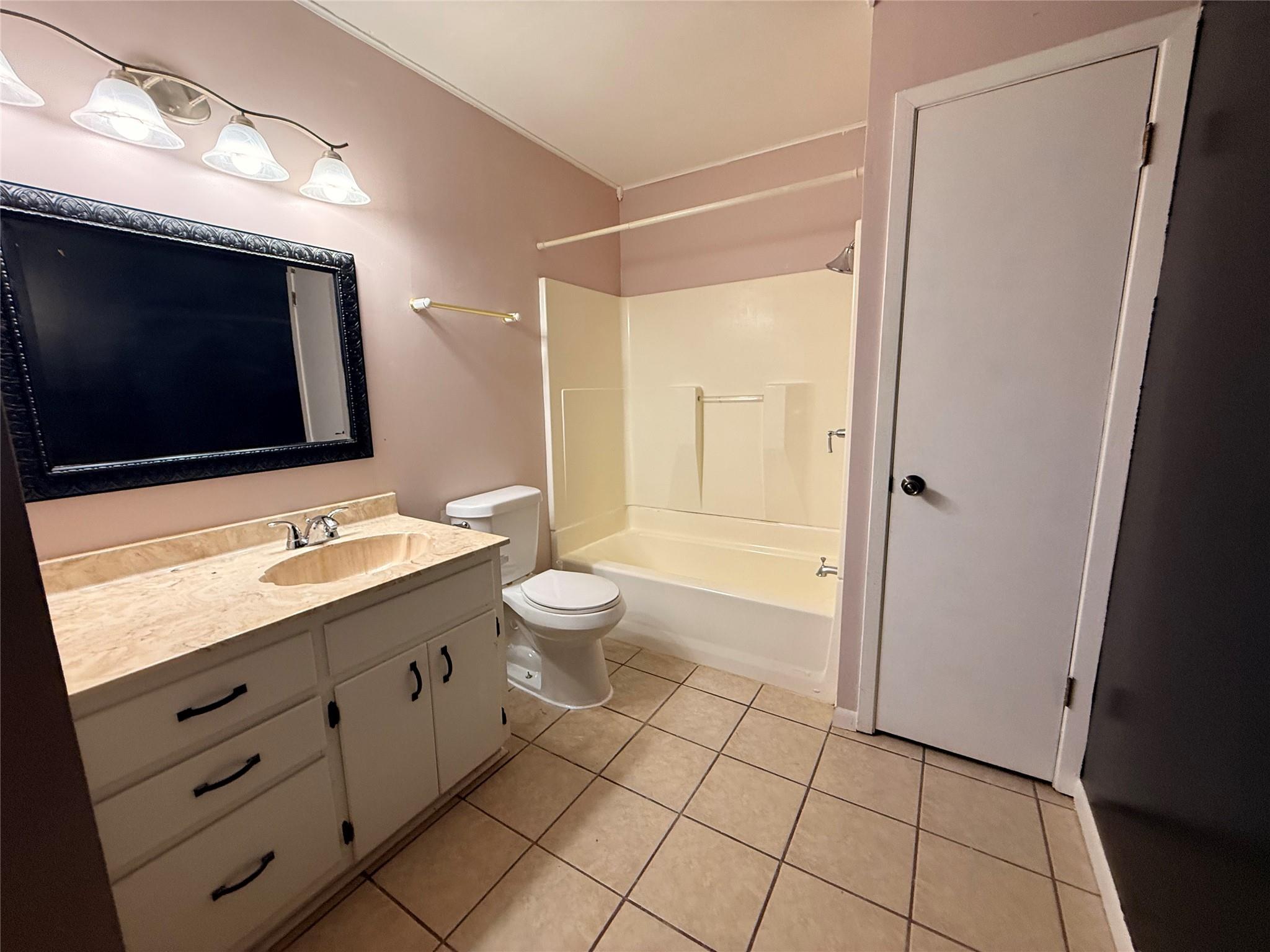 121 LBA Dr, Bastrop, TX 78602