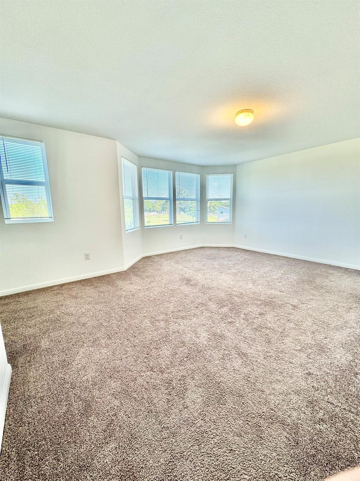 142 Martha Ln, Kyle, TX 78640