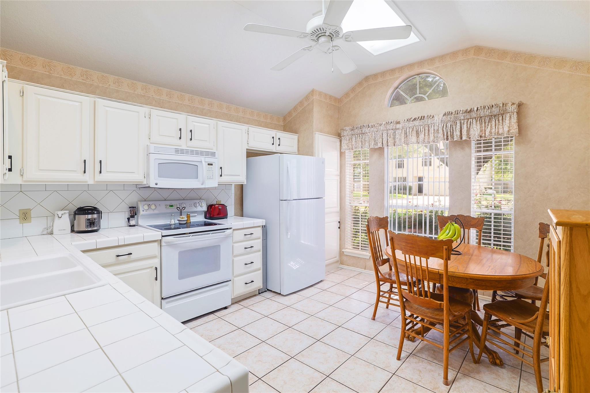 2506 Jacqueline Dr, Leander, TX 78641