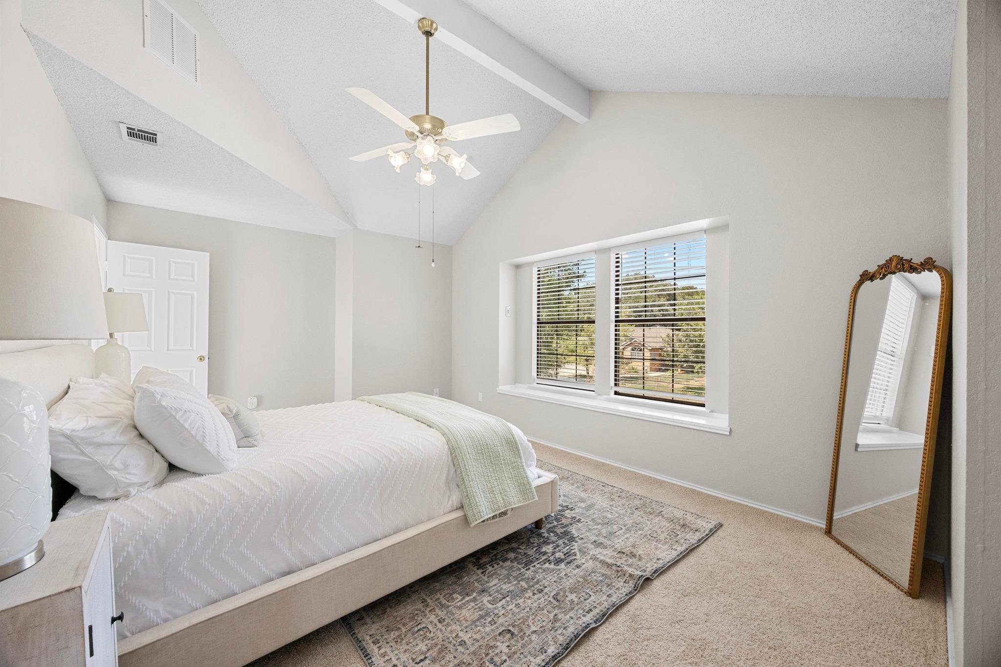 433 MAPLE RUN Dr, Round Rock, TX 78664