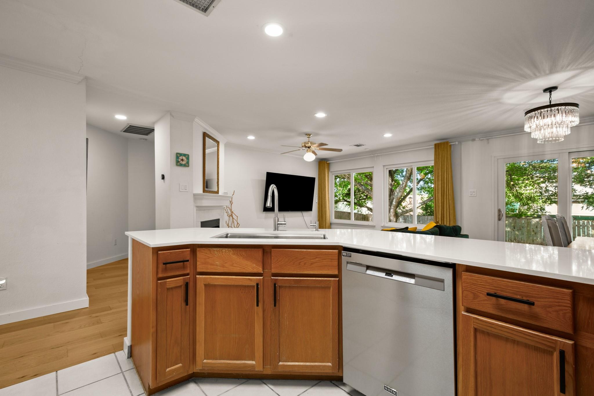 12330 Shropshire Blvd, Austin, TX 78753