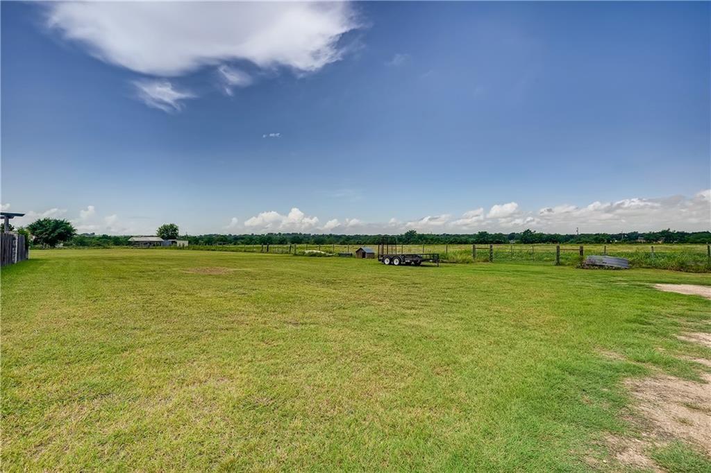 12242 Ballerstedt Rd, Elgin, TX 78621